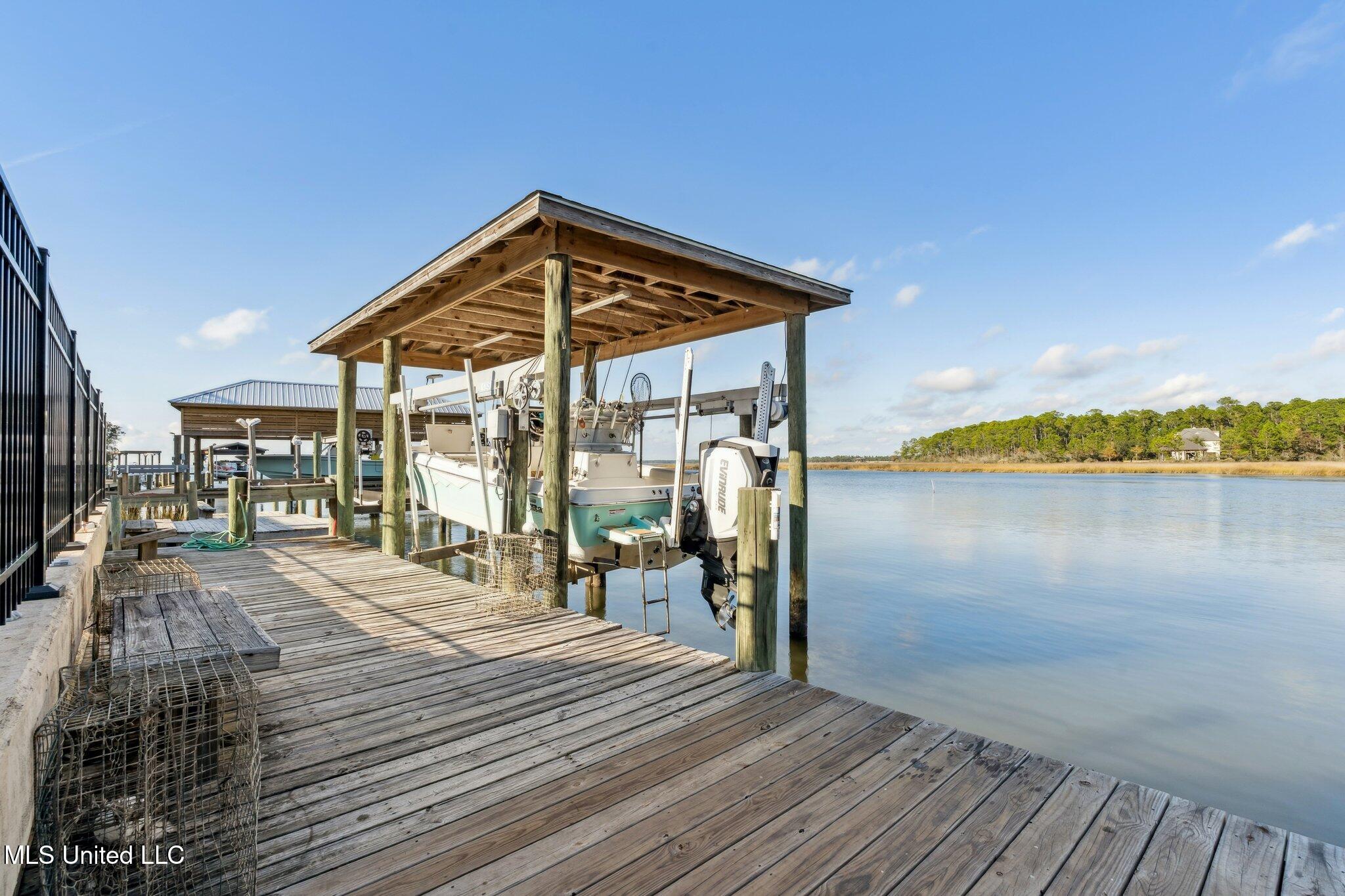 104 Poplar Point Property Photo 33