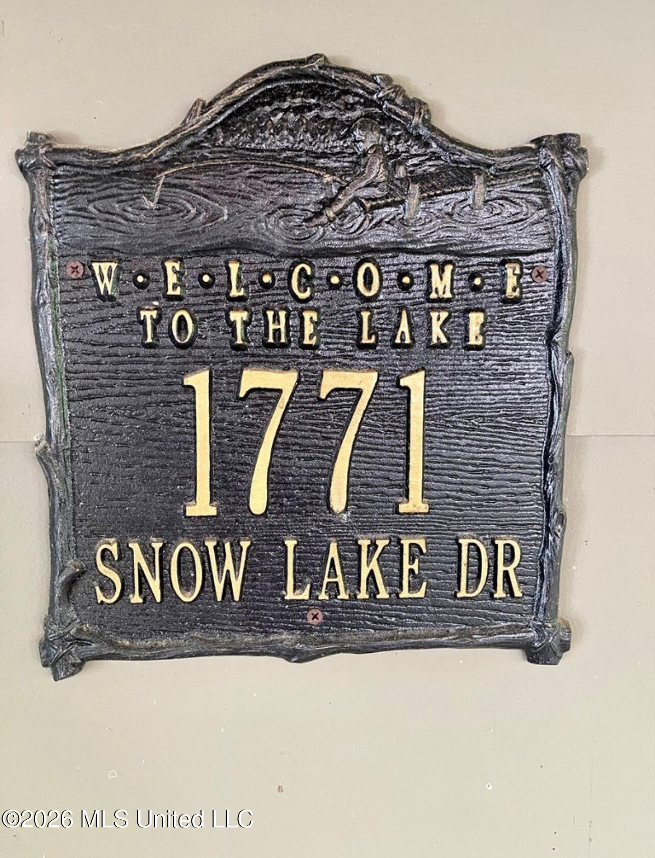 1771 Snow Lake Drive Property Photo 2