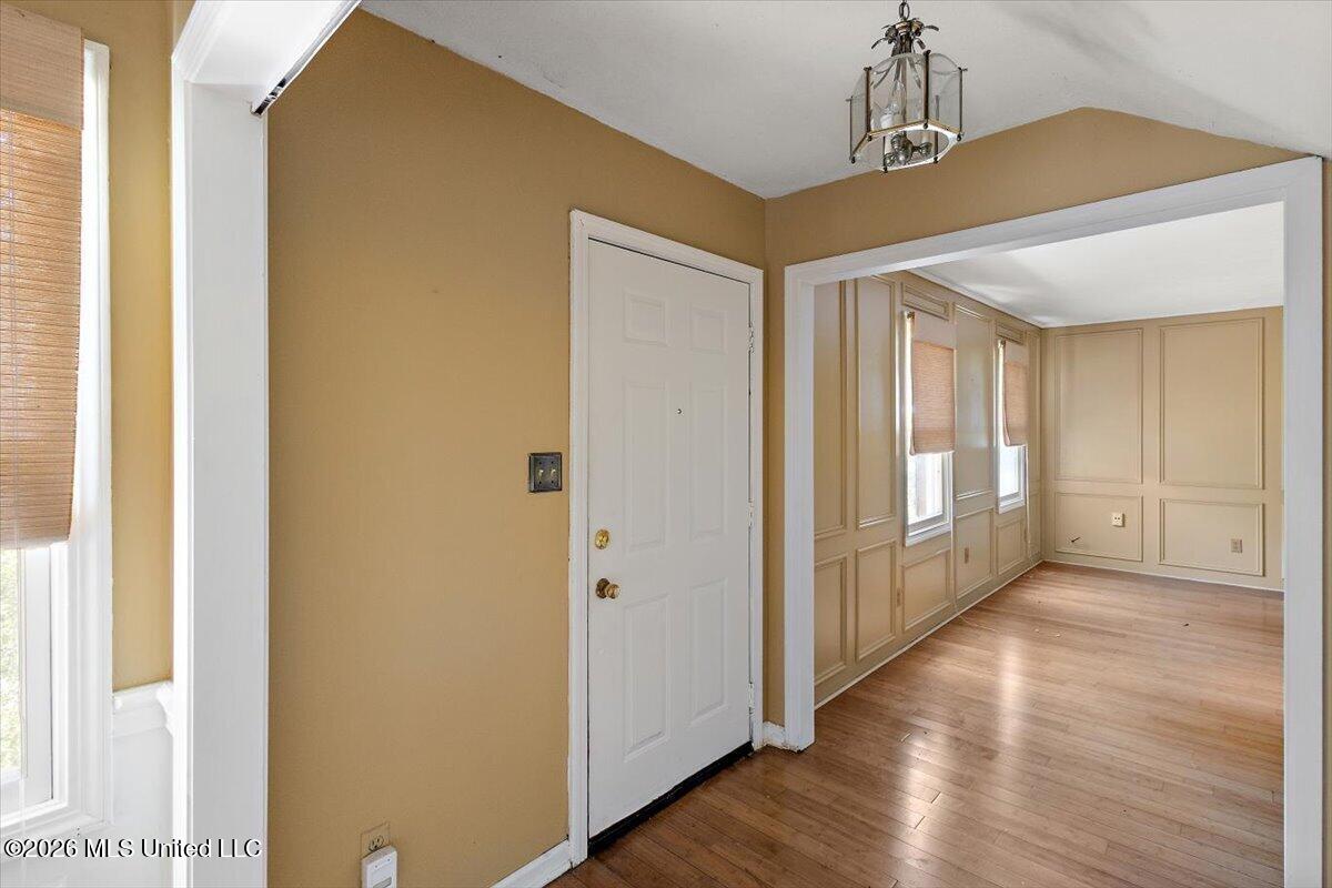 100 Winding Hills Drive Property Photo 5