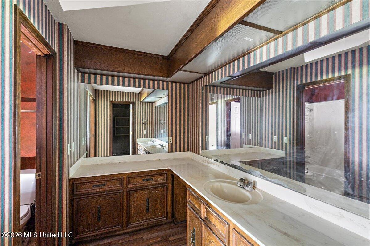 100 Winding Hills Drive Property Photo 18