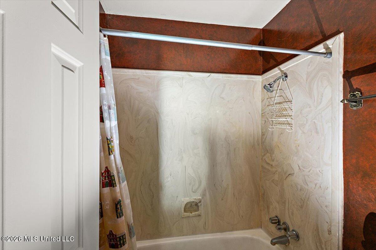 100 Winding Hills Drive Property Photo 19