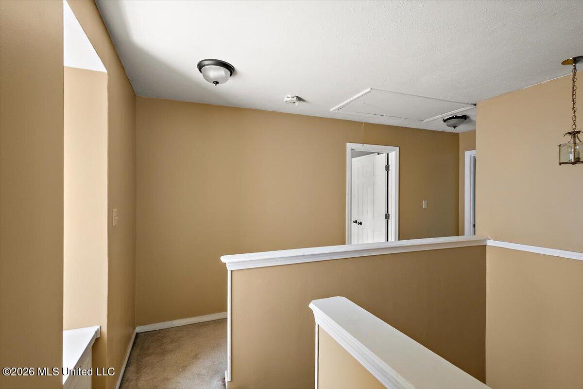 100 Winding Hills Drive Property Photo 21