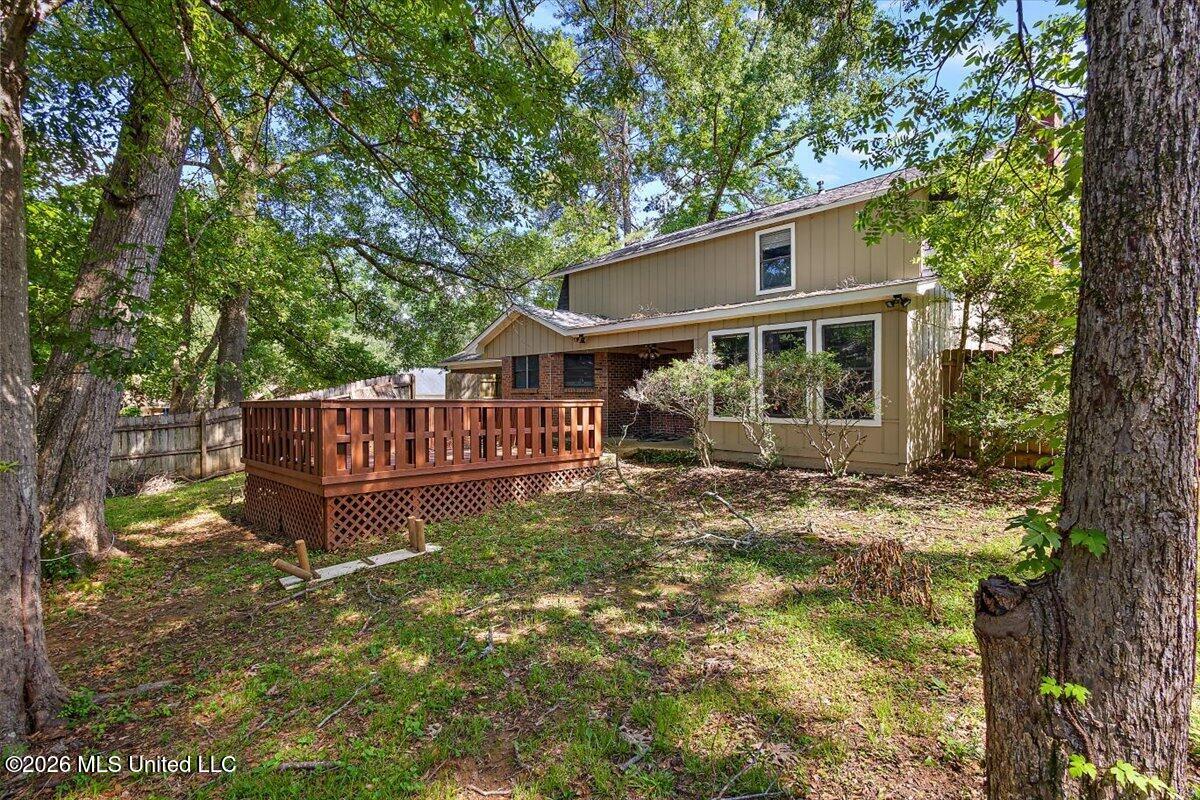 100 Winding Hills Drive Property Photo 28