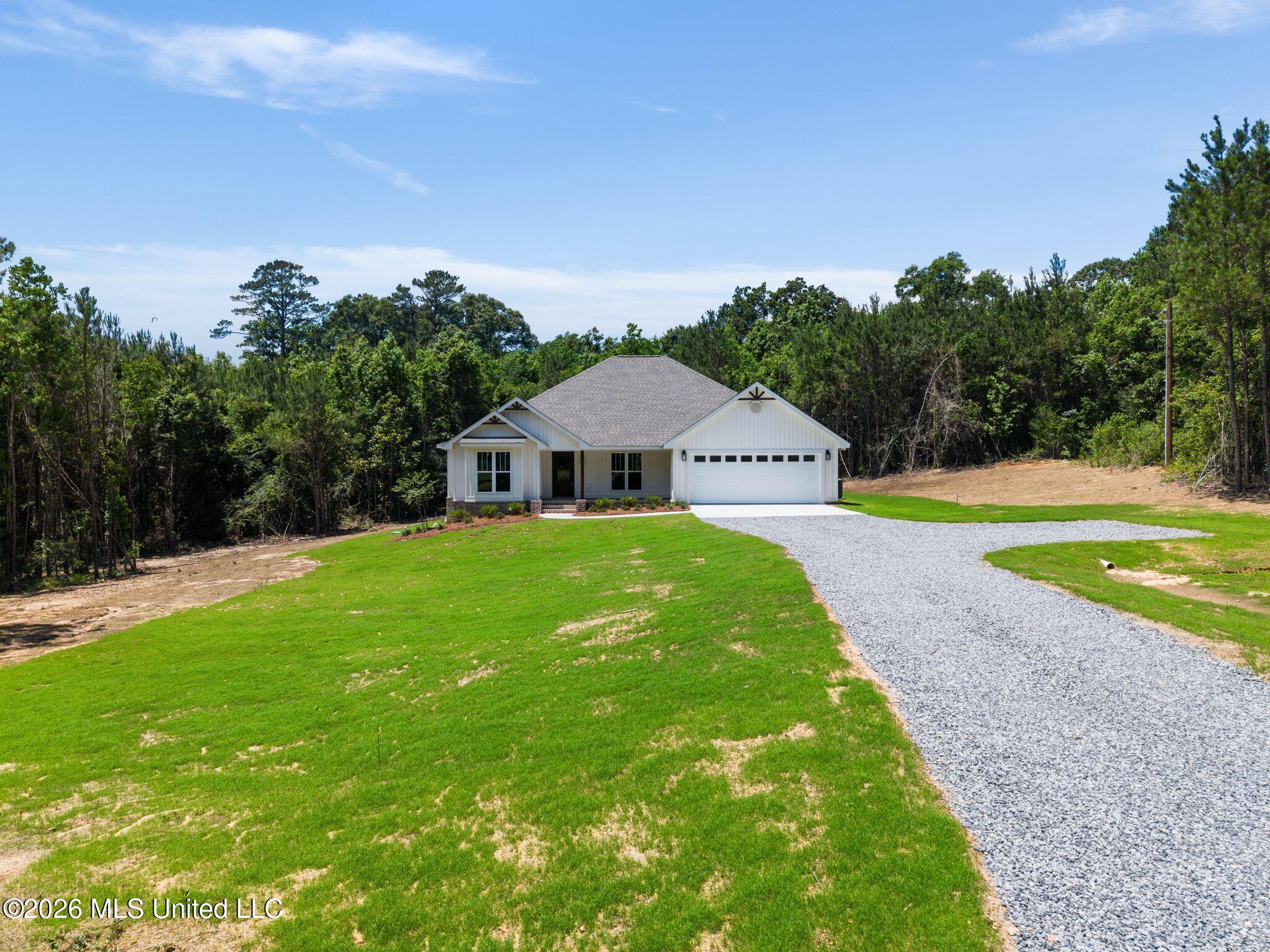 319 Noel Townsend Road Property Photo 3