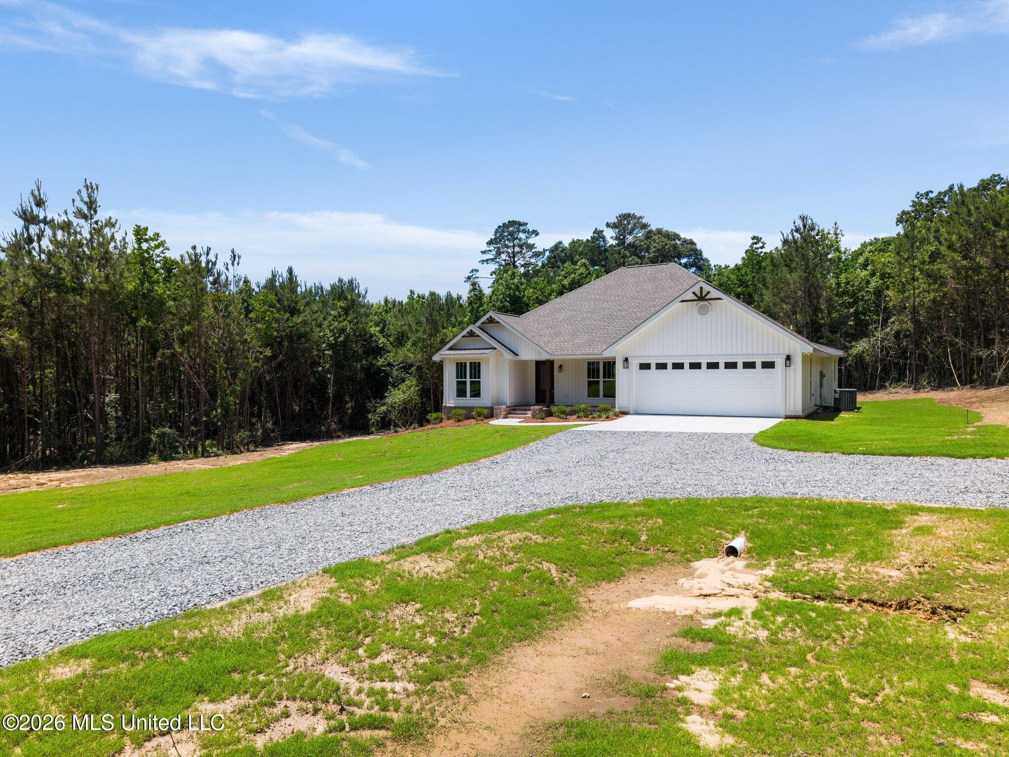 319 Noel Townsend Road Property Photo 4