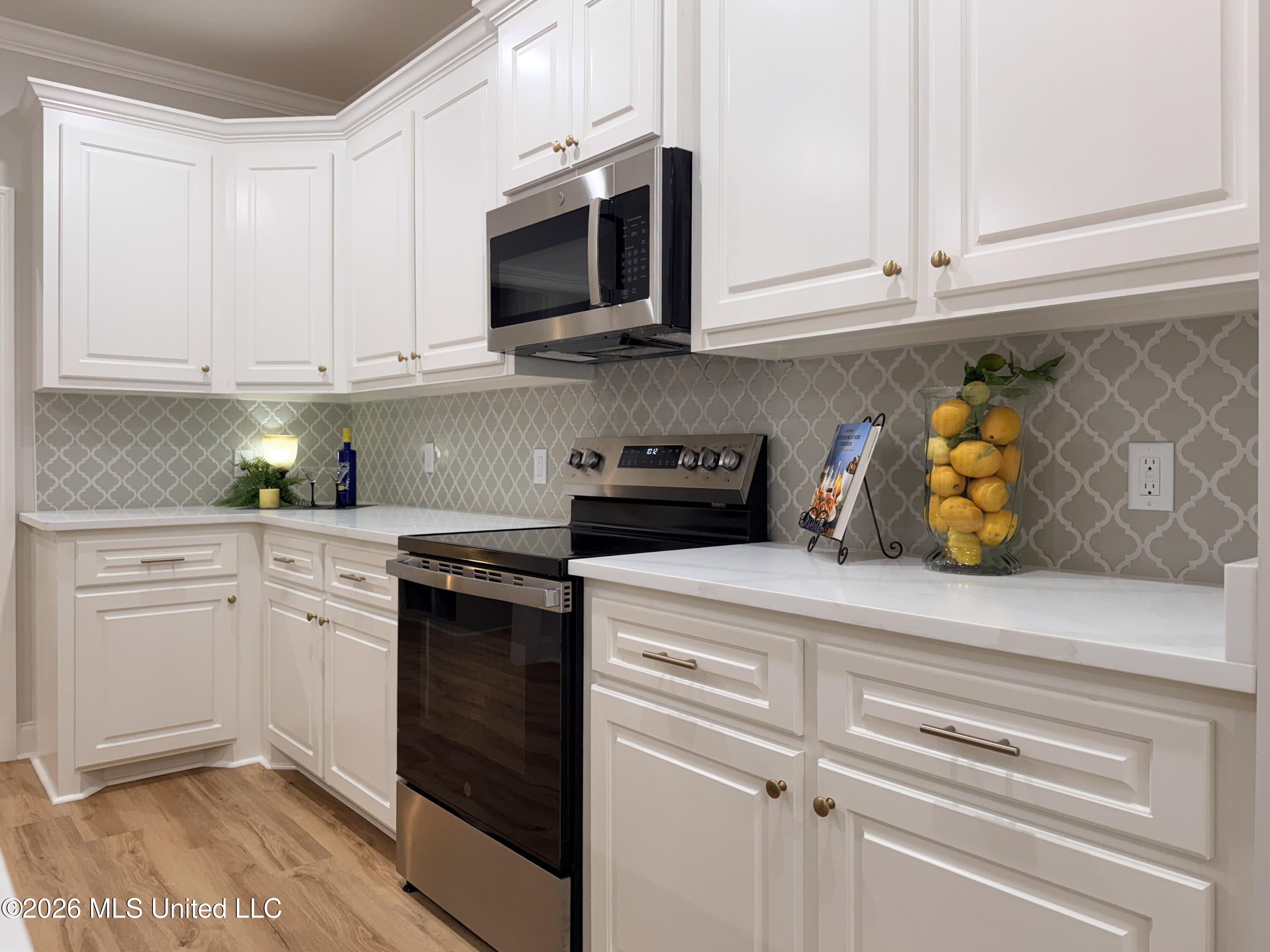 64 Meadow Breeze Road Property Photo 8