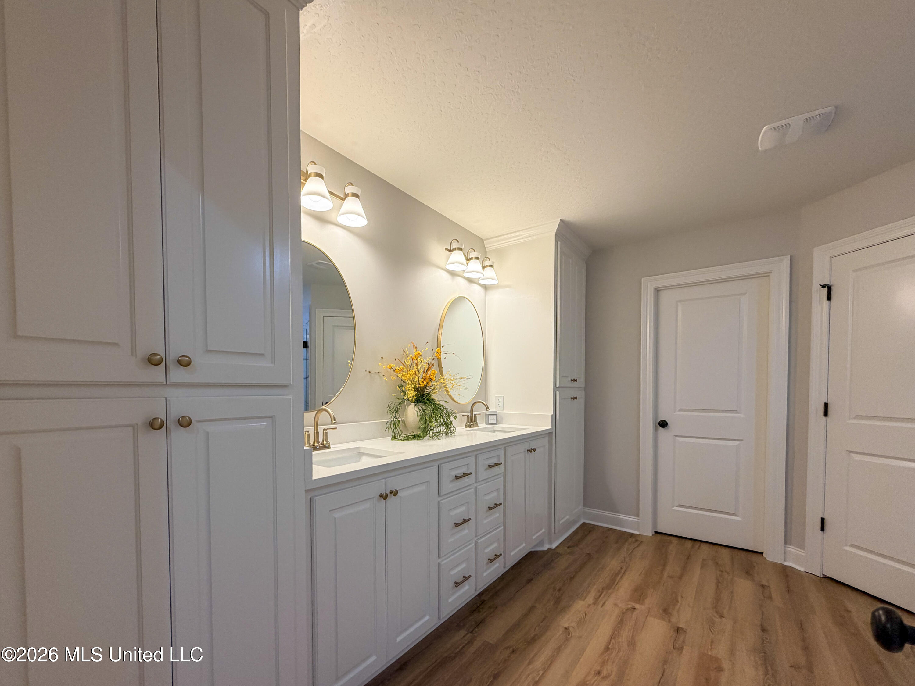 64 Meadow Breeze Road Property Photo 25