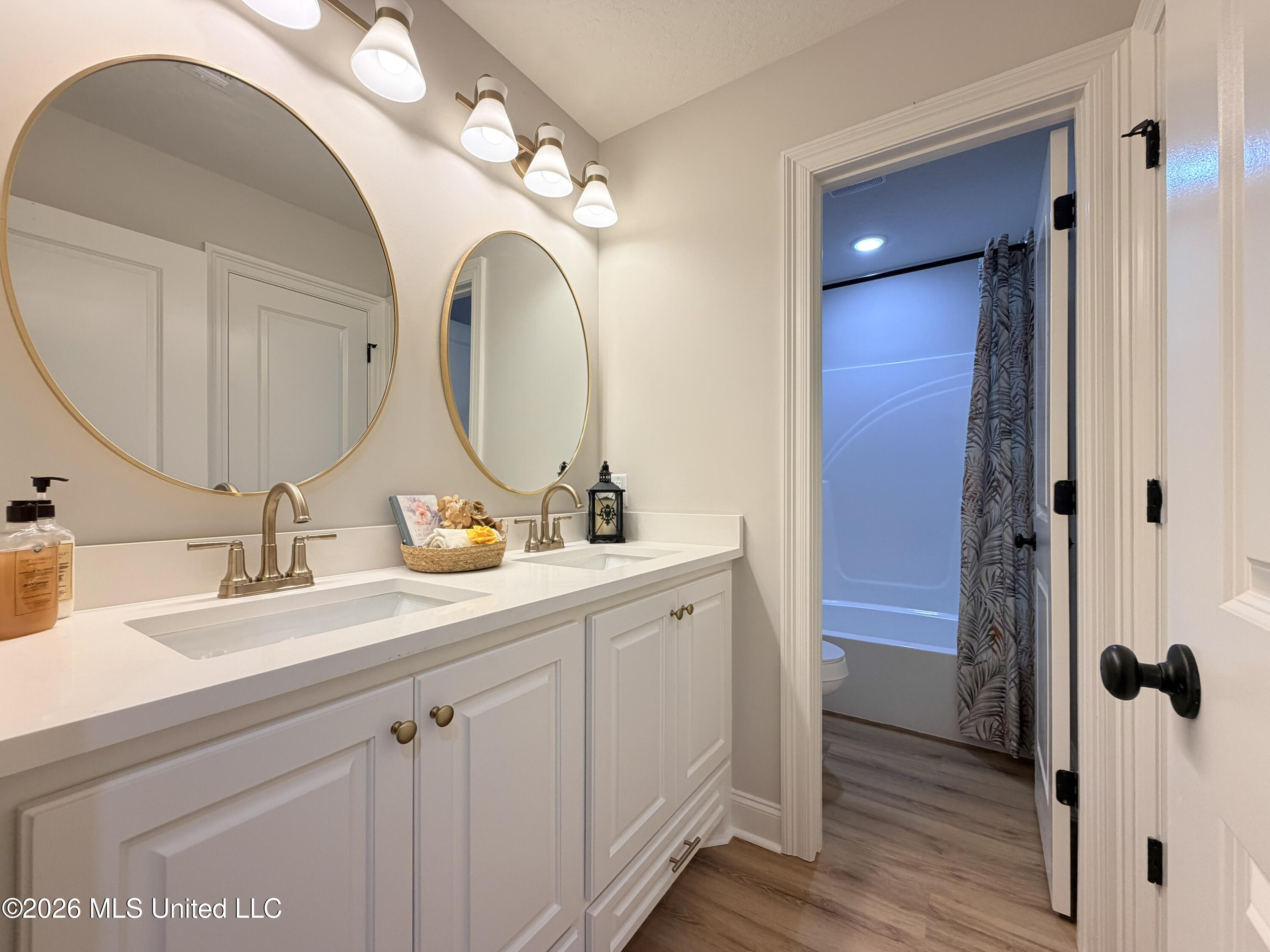 64 Meadow Breeze Road Property Photo 34