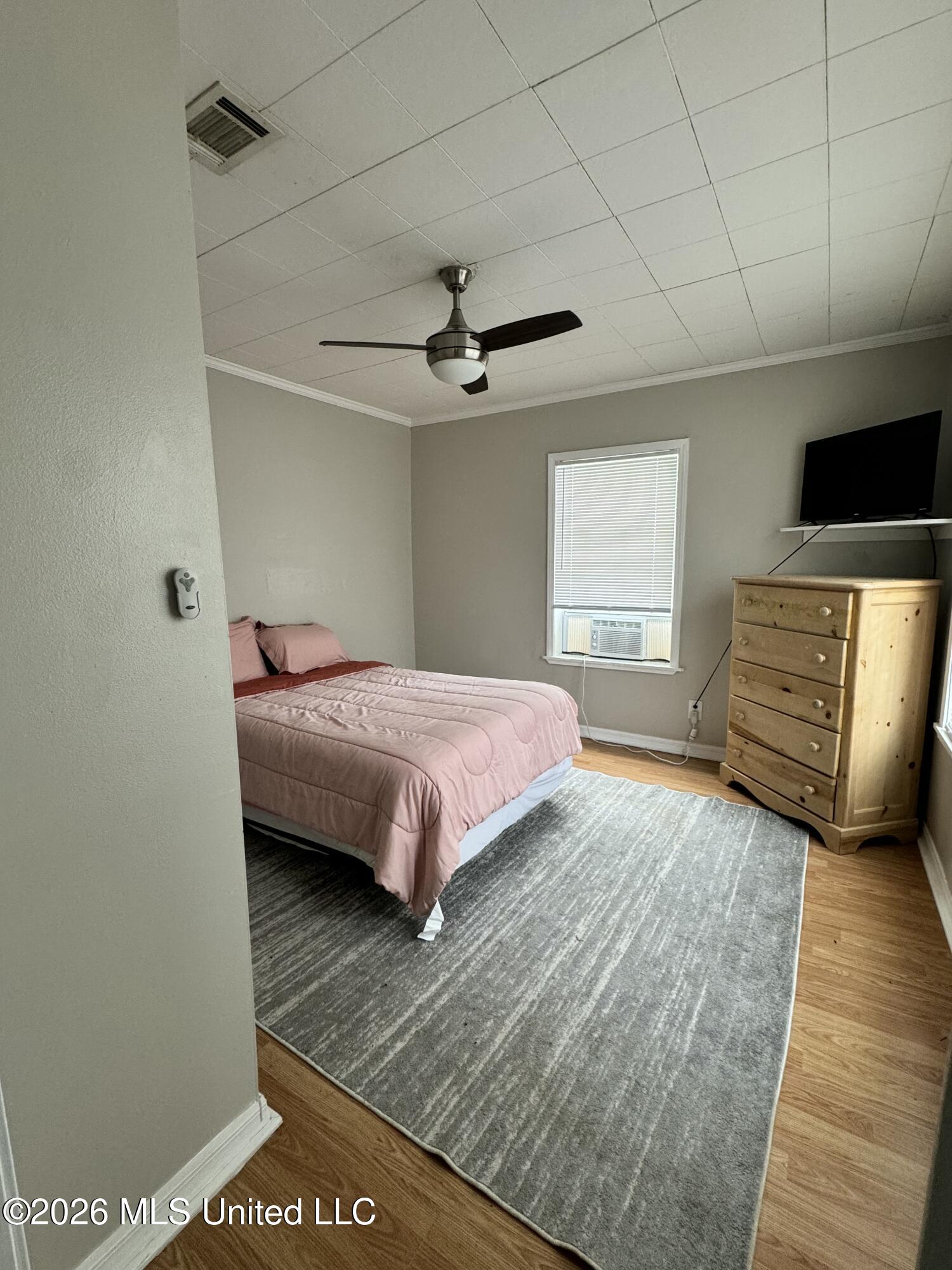 5018 Arthur Street Property Photo 4