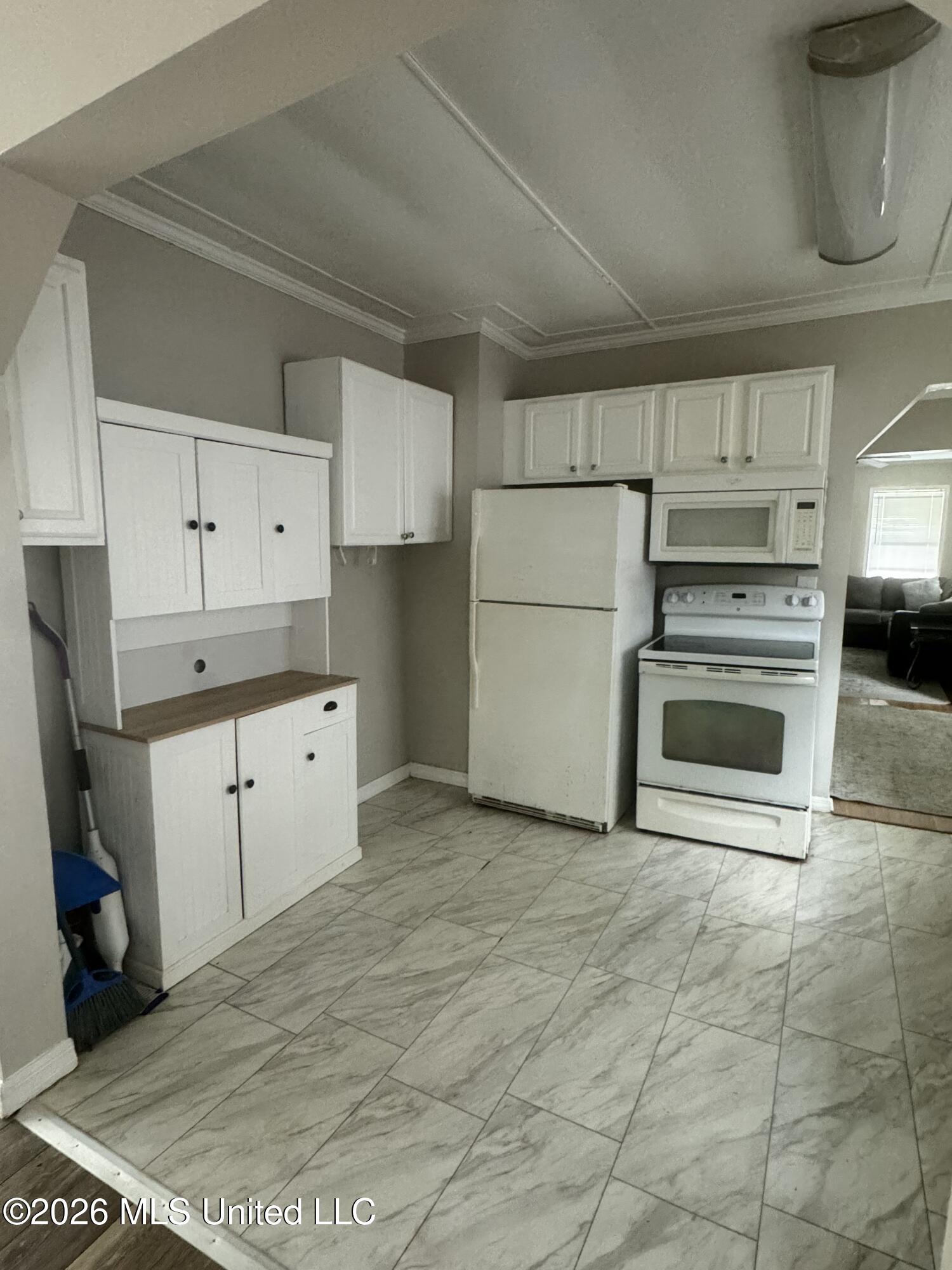 5018 Arthur Street Property Photo 6