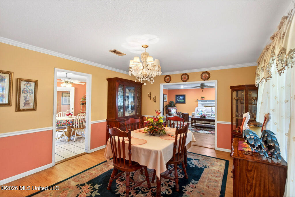 35 Fleetwood Drive Property Photo 6