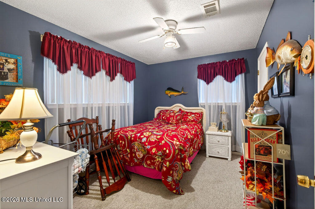 35 Fleetwood Drive Property Photo 21