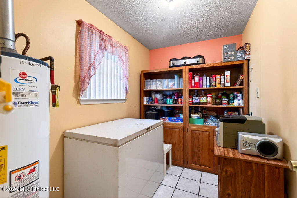 35 Fleetwood Drive Property Photo 24
