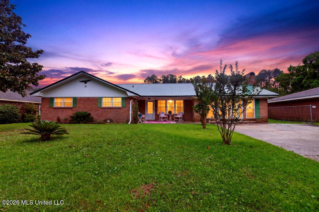 35 Fleetwood Drive Property Photo 39