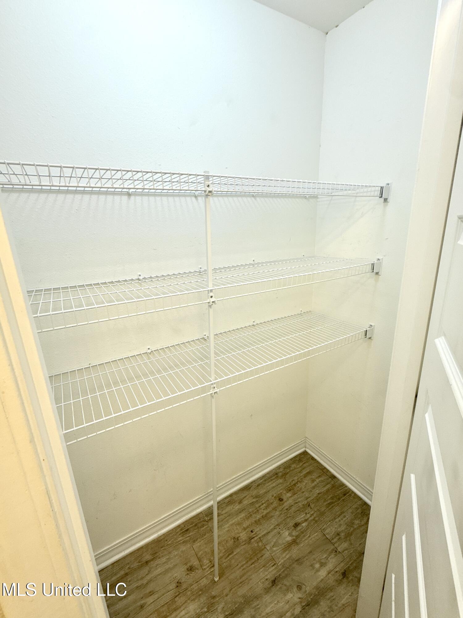 49 Whisperwood Lane Property Photo 18