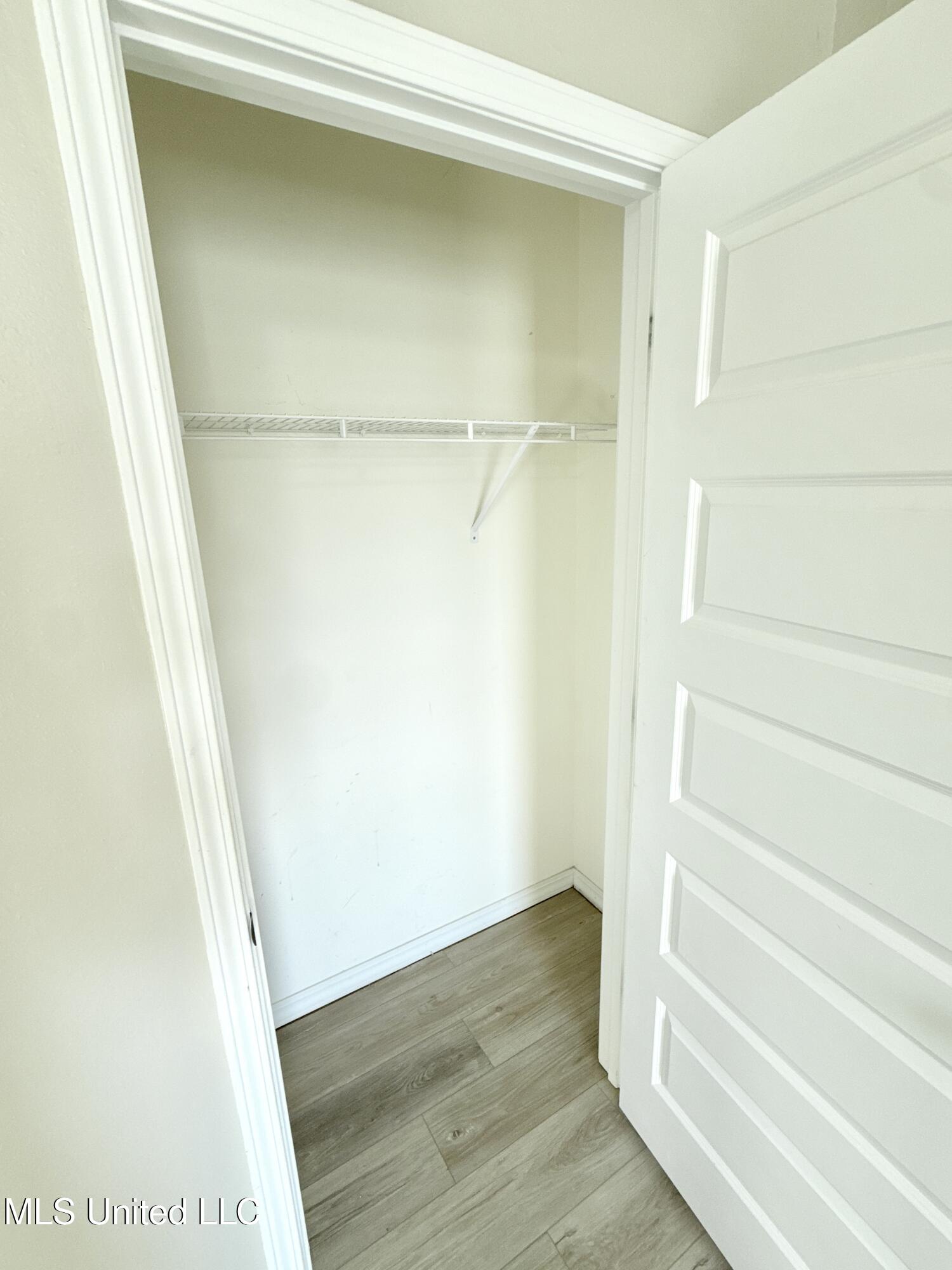 49 Whisperwood Lane Property Photo 30