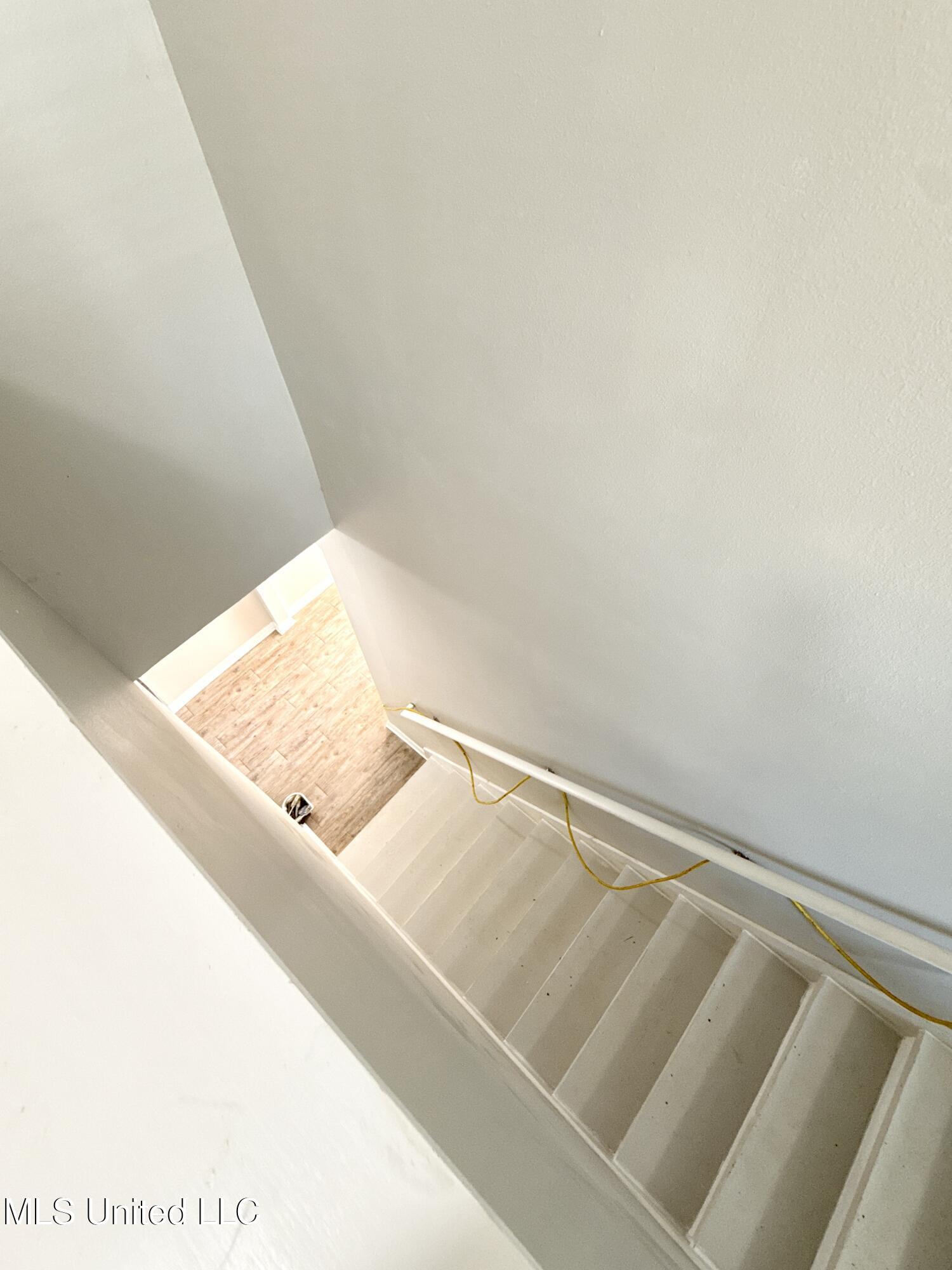 49 Whisperwood Lane Property Photo 34