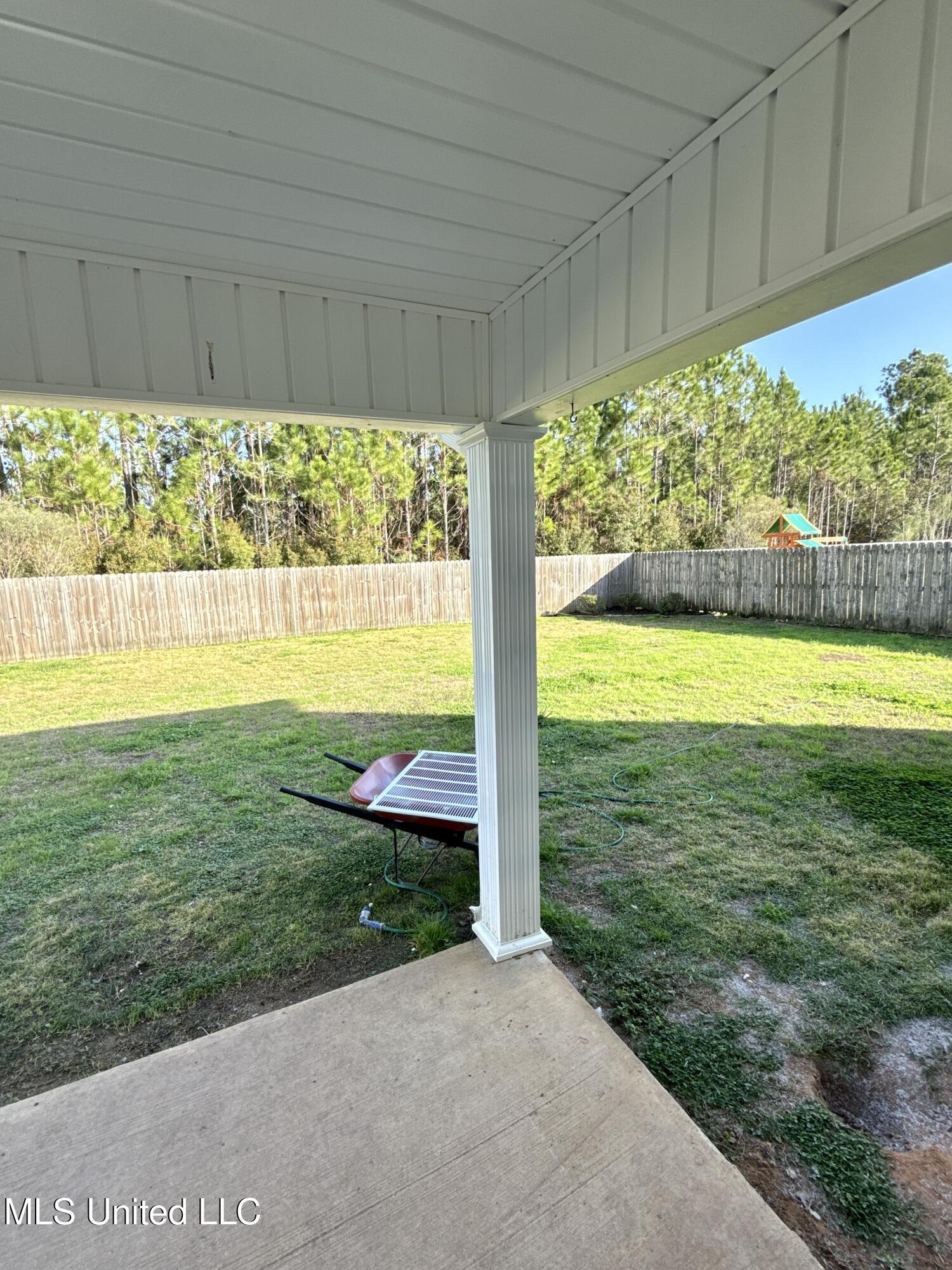 49 Whisperwood Lane Property Photo 35