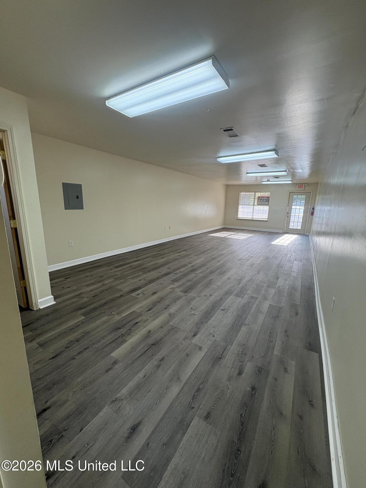 412 Us-90 Property Photo 2