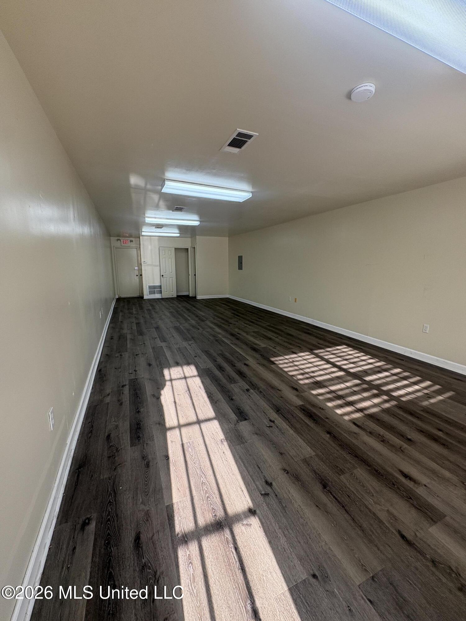412 Us-90 Property Photo 5