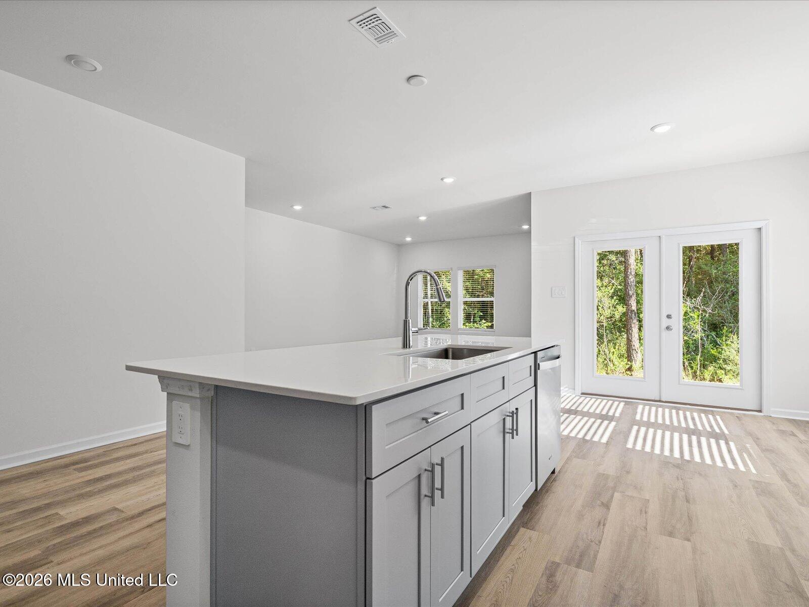 15249 Hidden Lily Way Property Photo 4