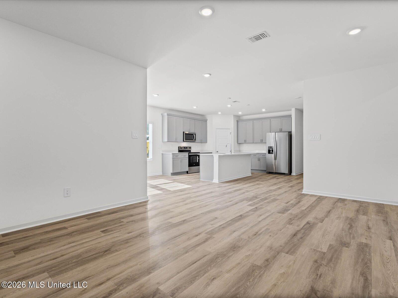 15249 Hidden Lily Way Property Photo 7