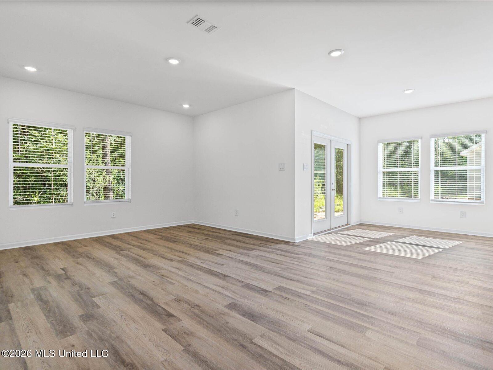 15249 Hidden Lily Way Property Photo 8