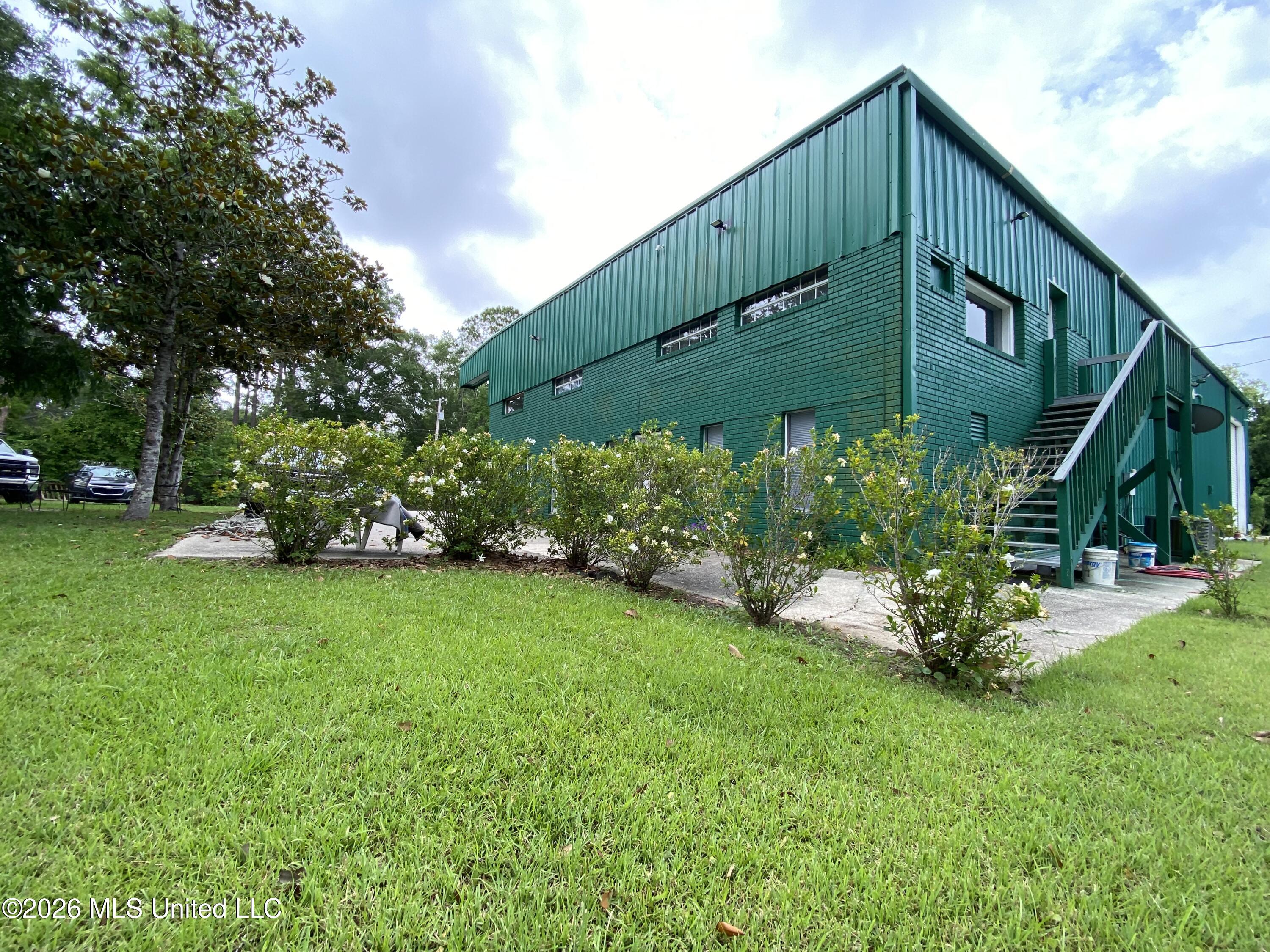 13193 Husley Road Property Photo 1