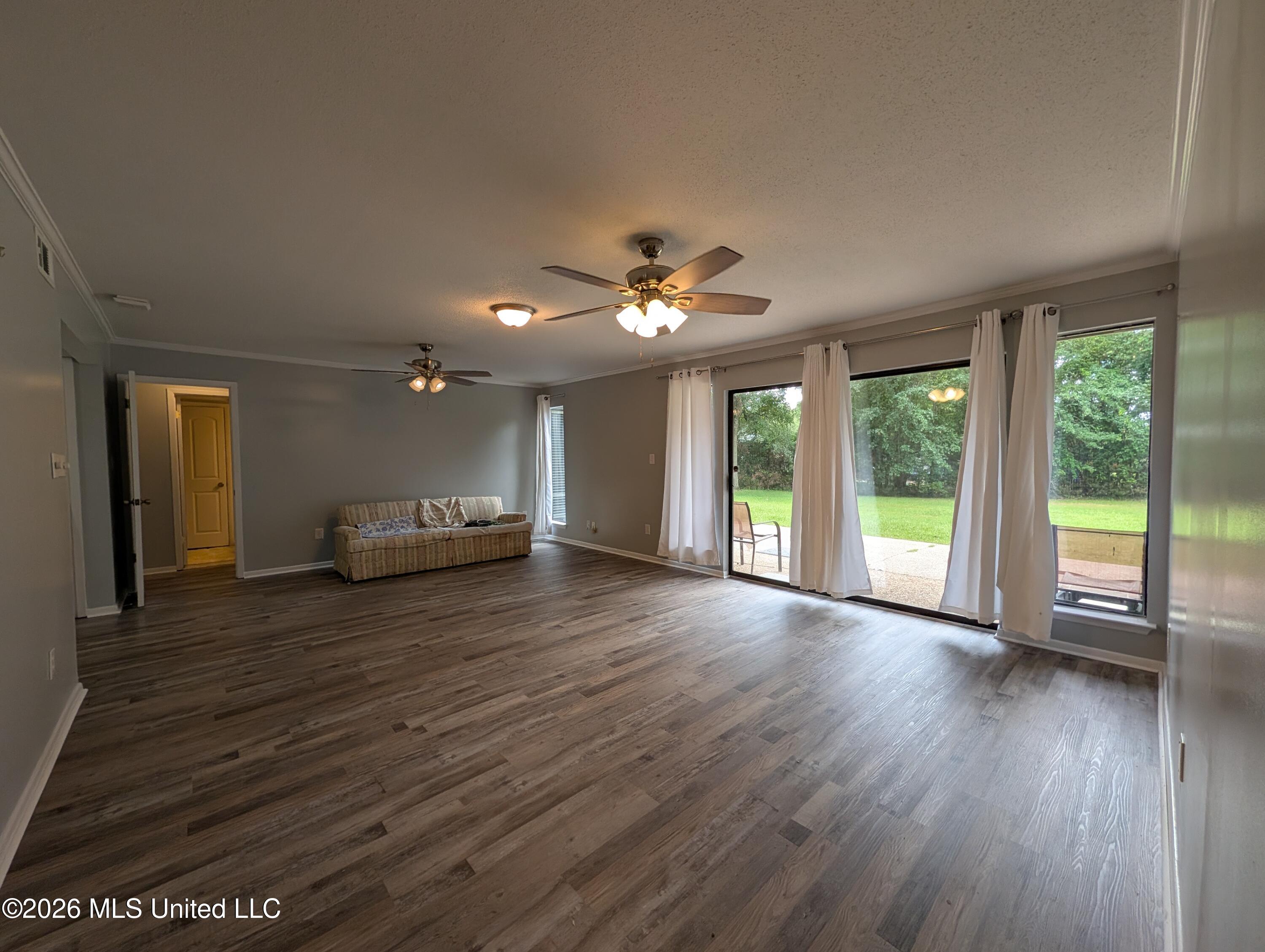 107 Kona Villa Property Photo 3