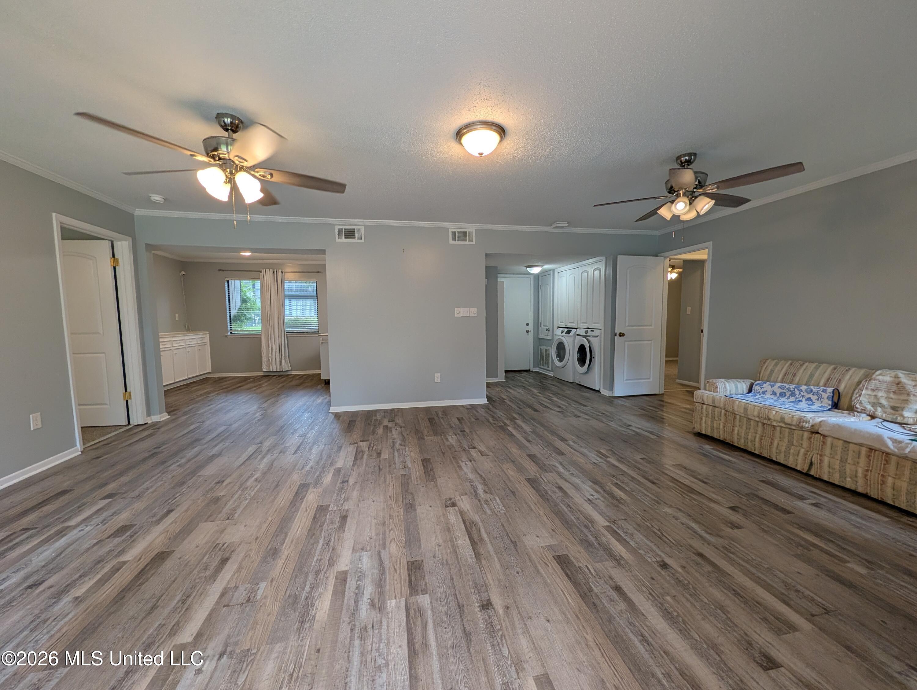 107 Kona Villa Property Photo 4