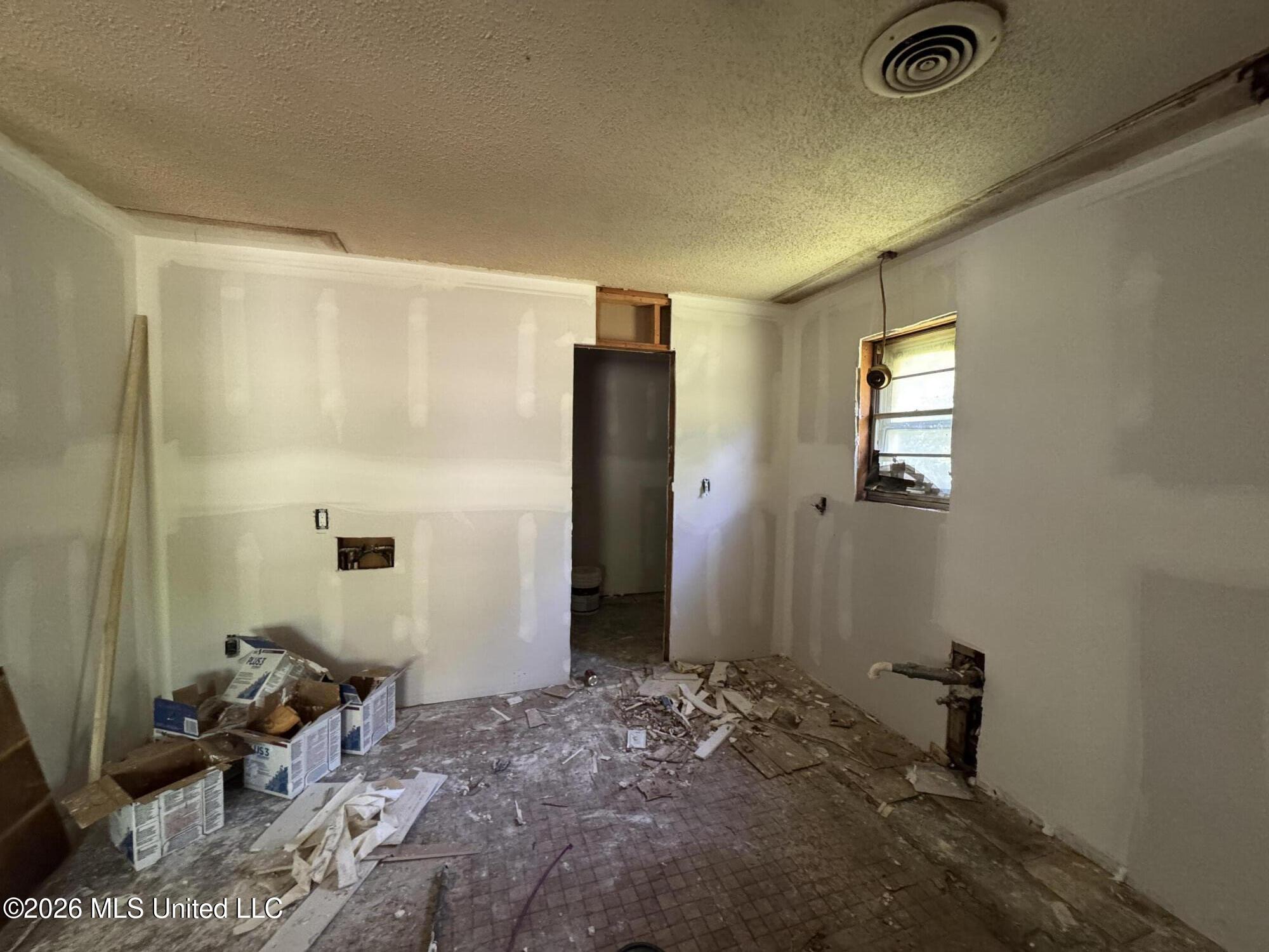 128 Isom Drive Property Photo 11