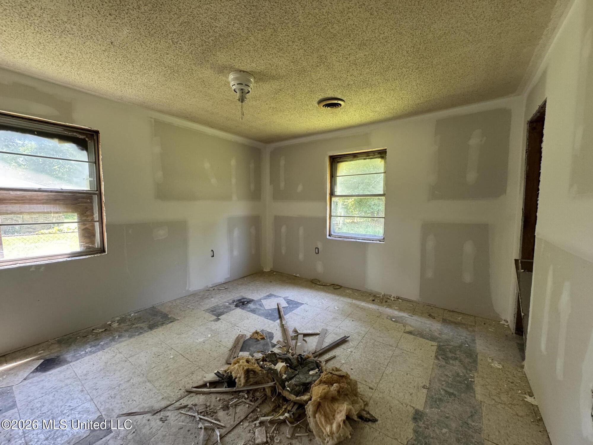 128 Isom Drive Property Photo 18