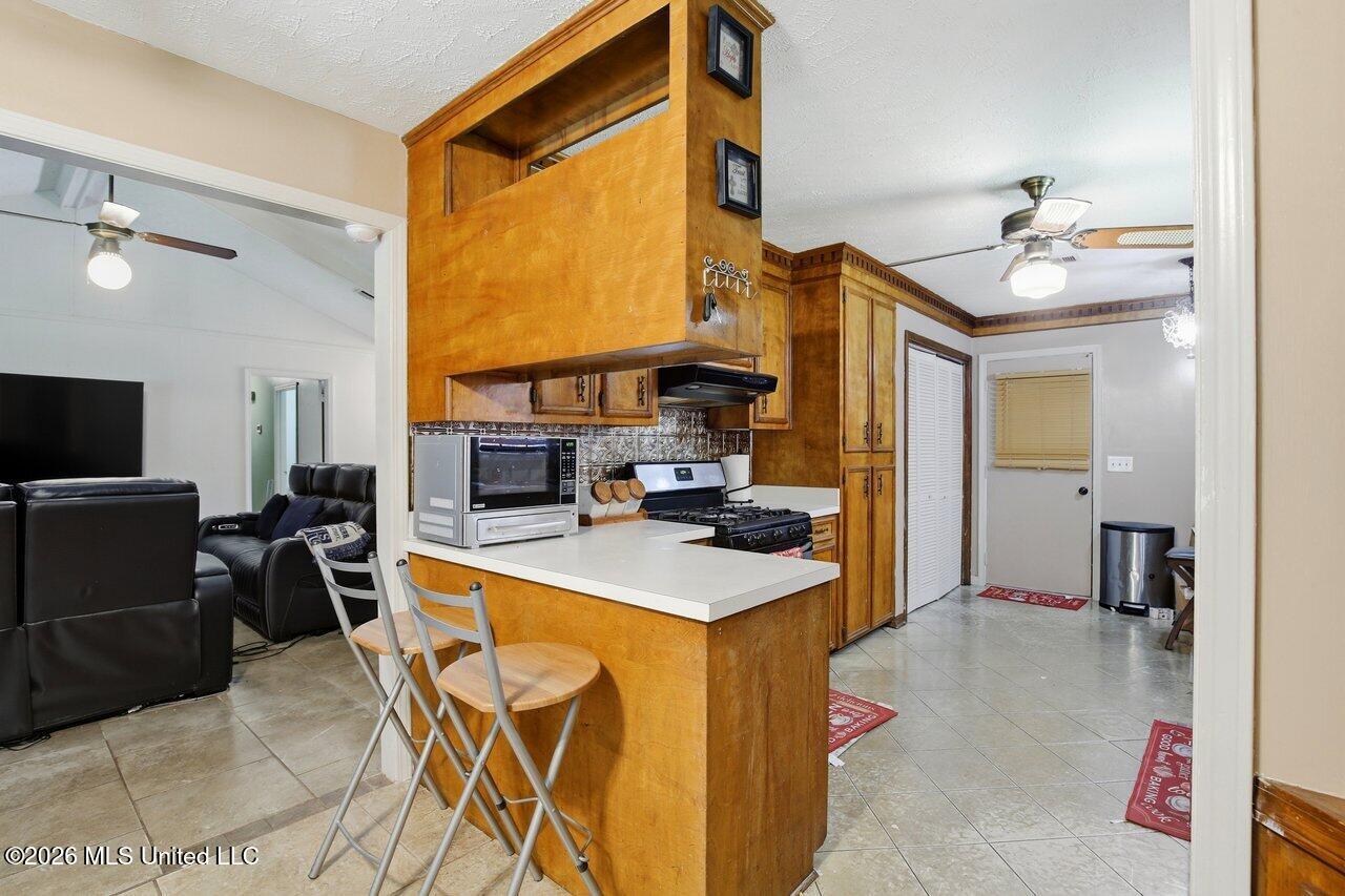 5264 Sycamore Drive Property Photo 5