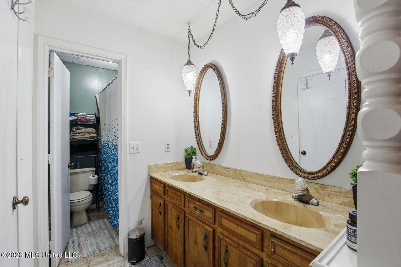 5264 Sycamore Drive Property Photo 9