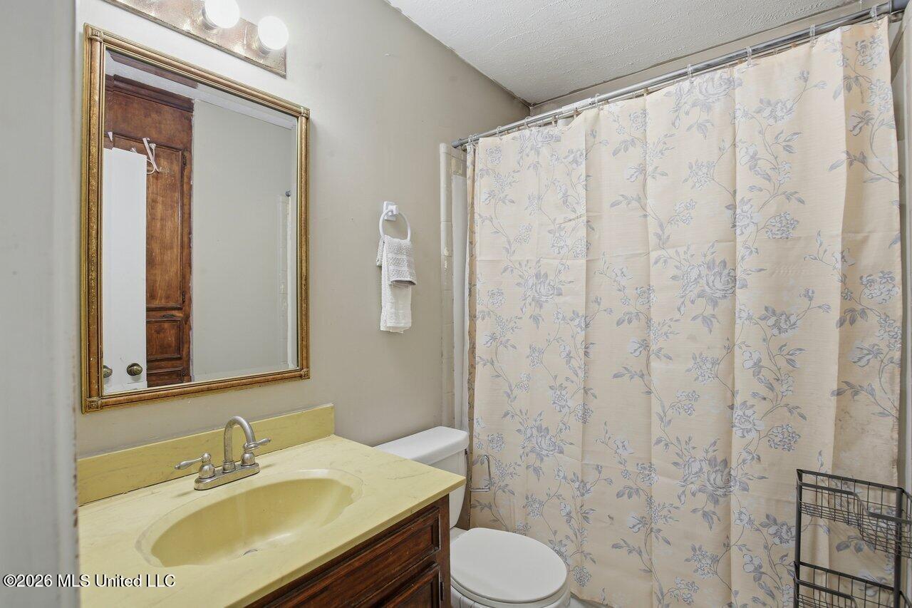 5264 Sycamore Drive Property Photo 10