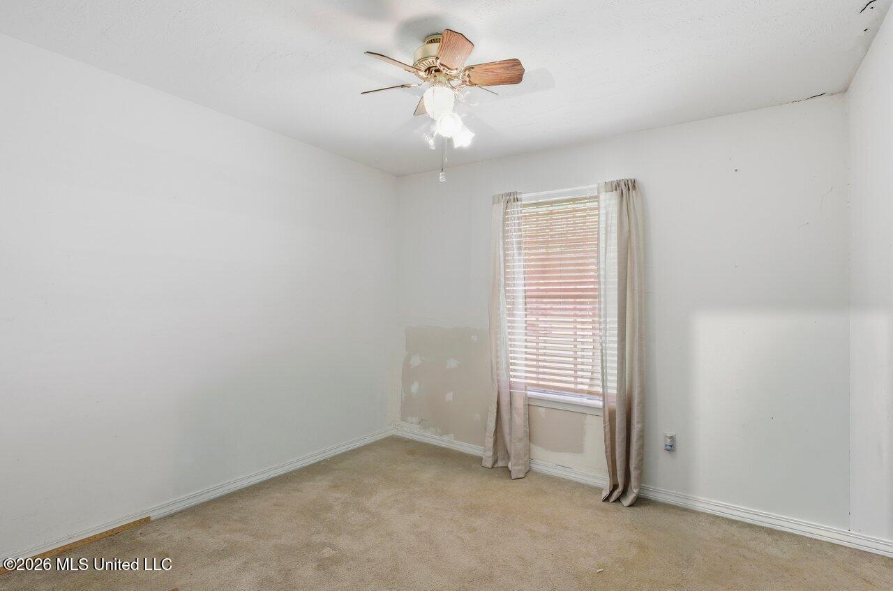 5264 Sycamore Drive Property Photo 12