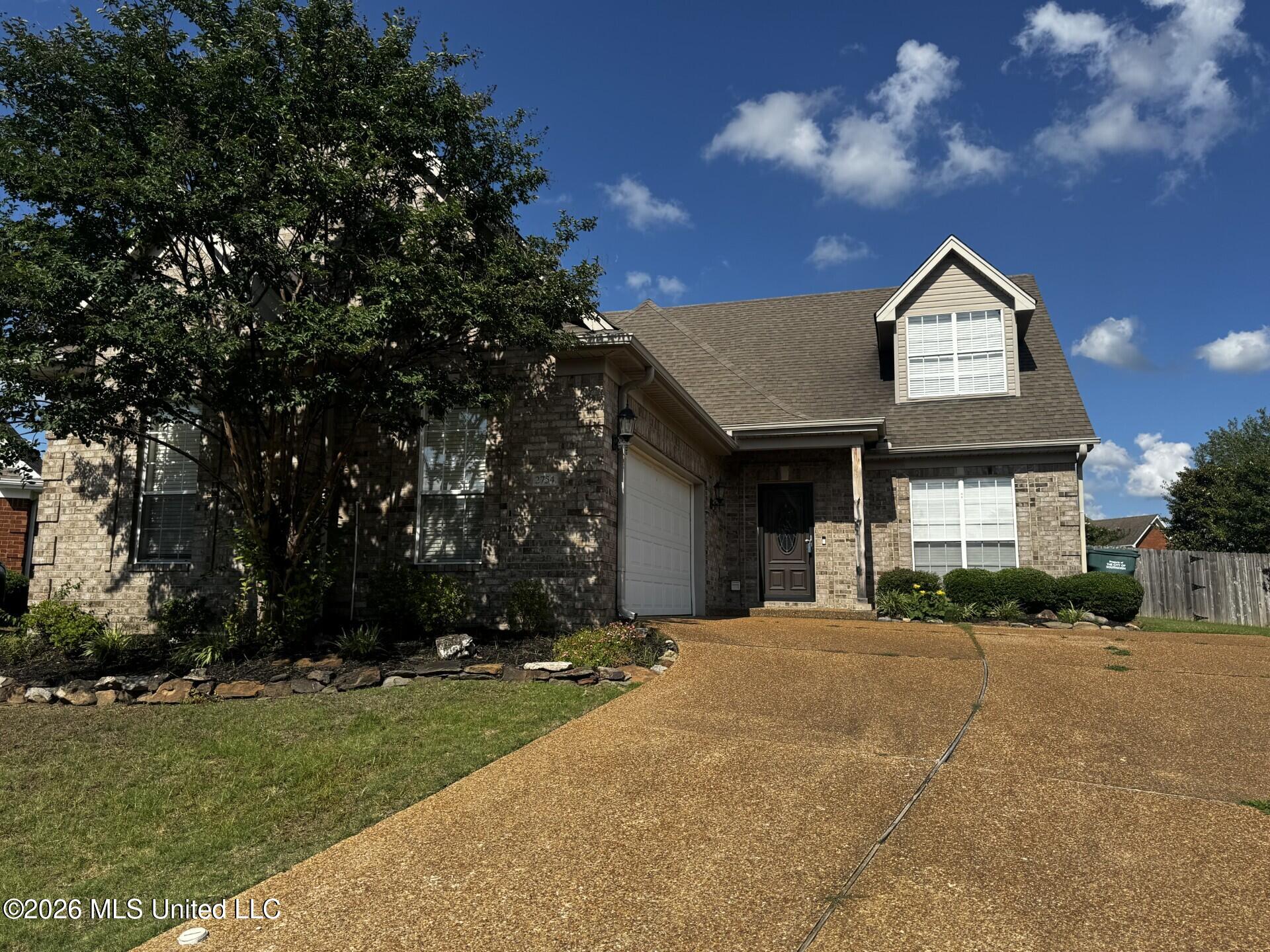 2754 Lizzie Cove Property Photo 2
