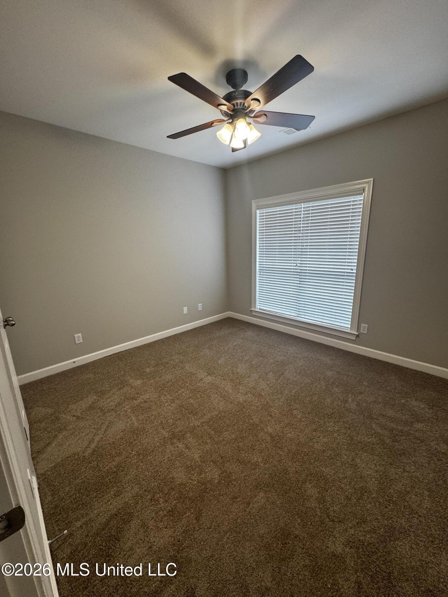 2754 Lizzie Cove Property Photo 8