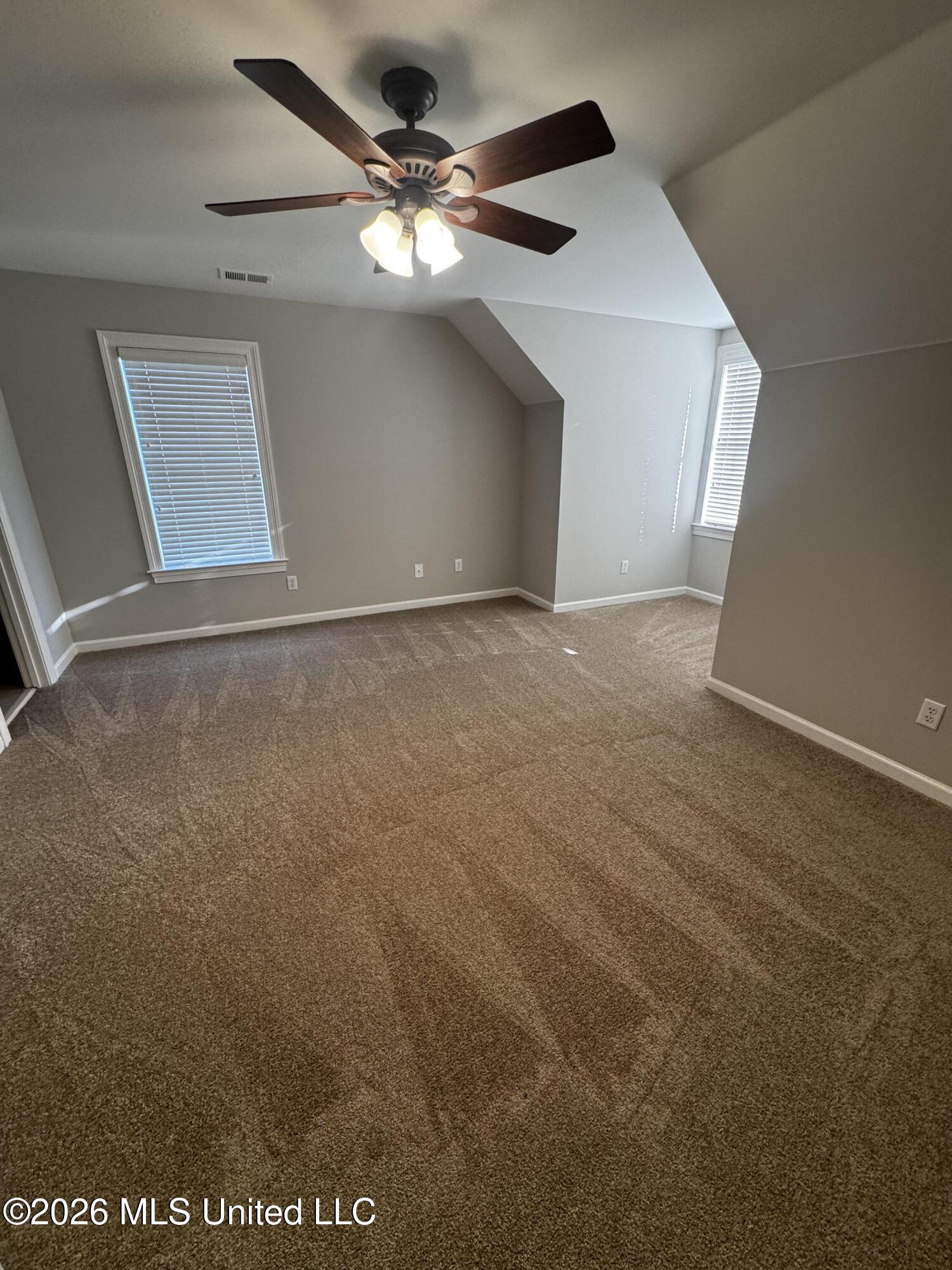 2754 Lizzie Cove Property Photo 9