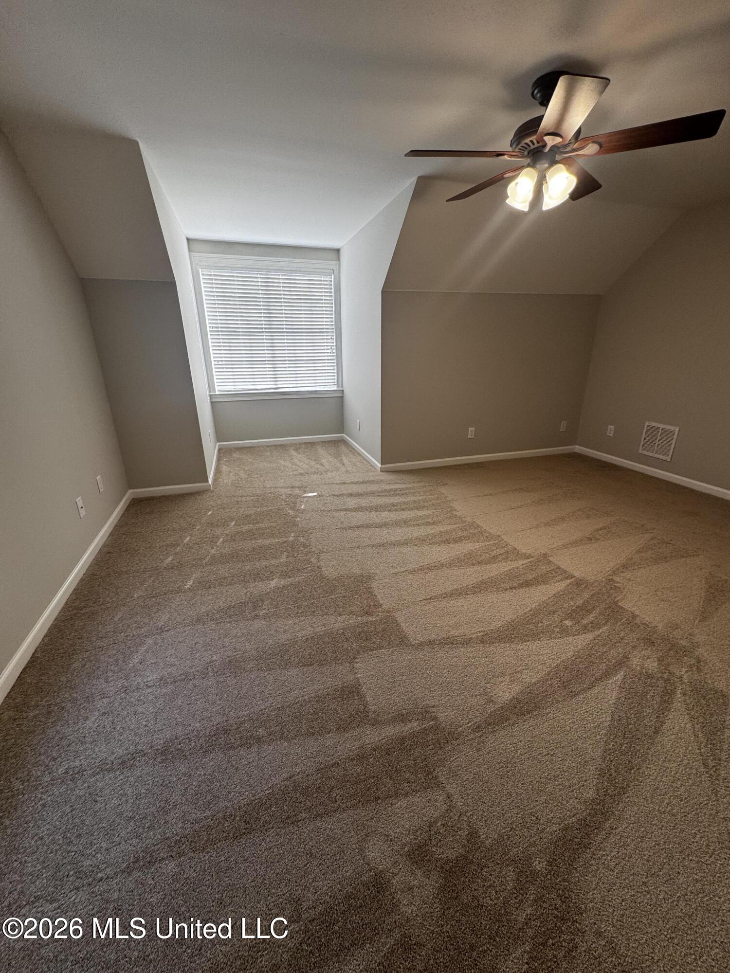 2754 Lizzie Cove Property Photo 10