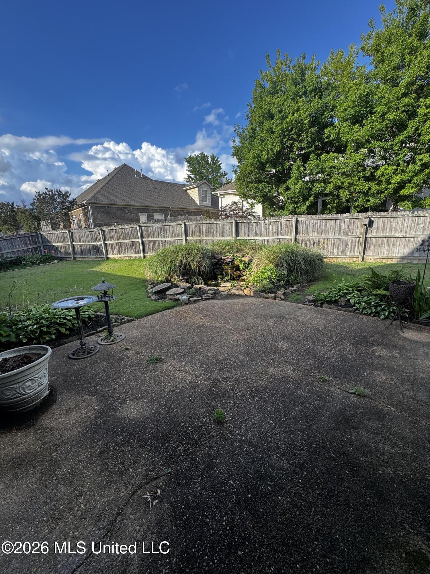 2754 Lizzie Cove Property Photo 19