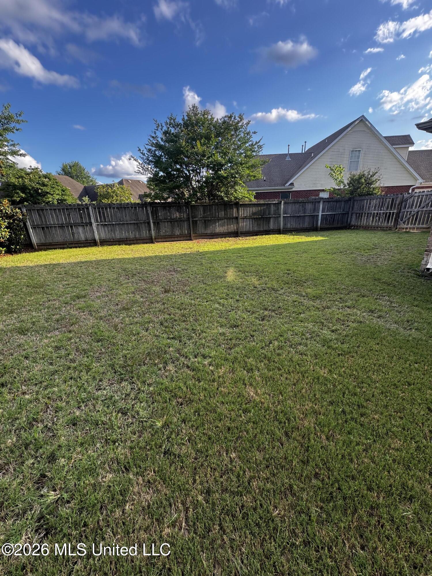2754 Lizzie Cove Property Photo 21