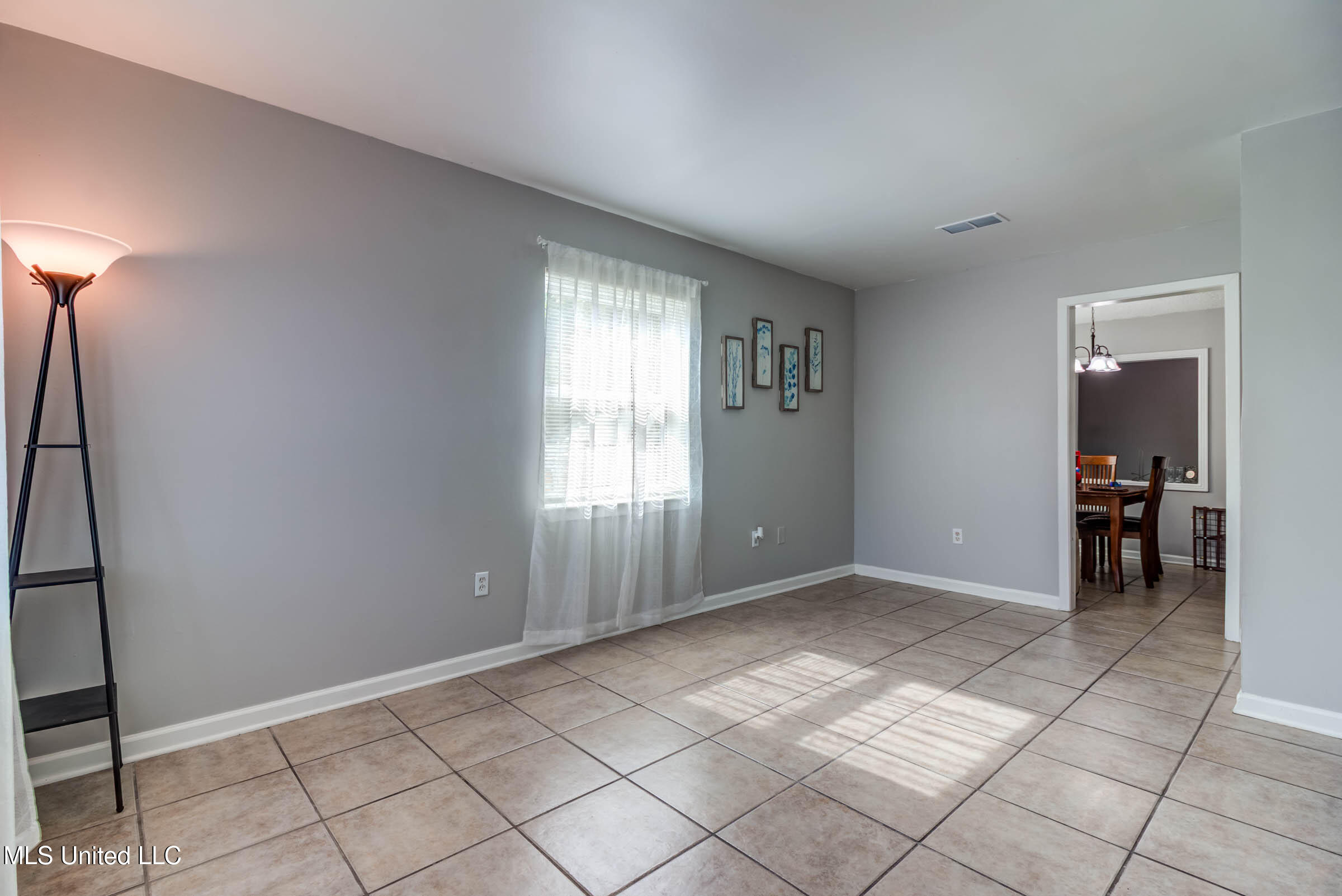 79 Holly Circle Property Photo 2