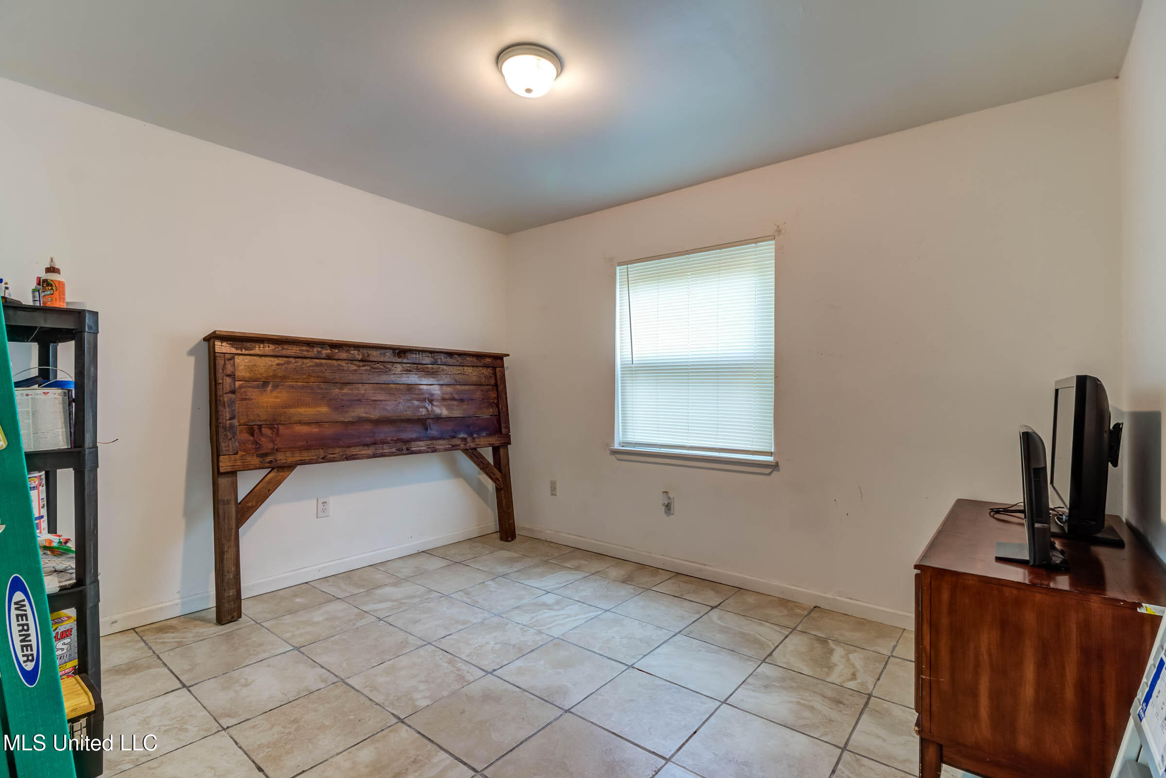 79 Holly Circle Property Photo 8