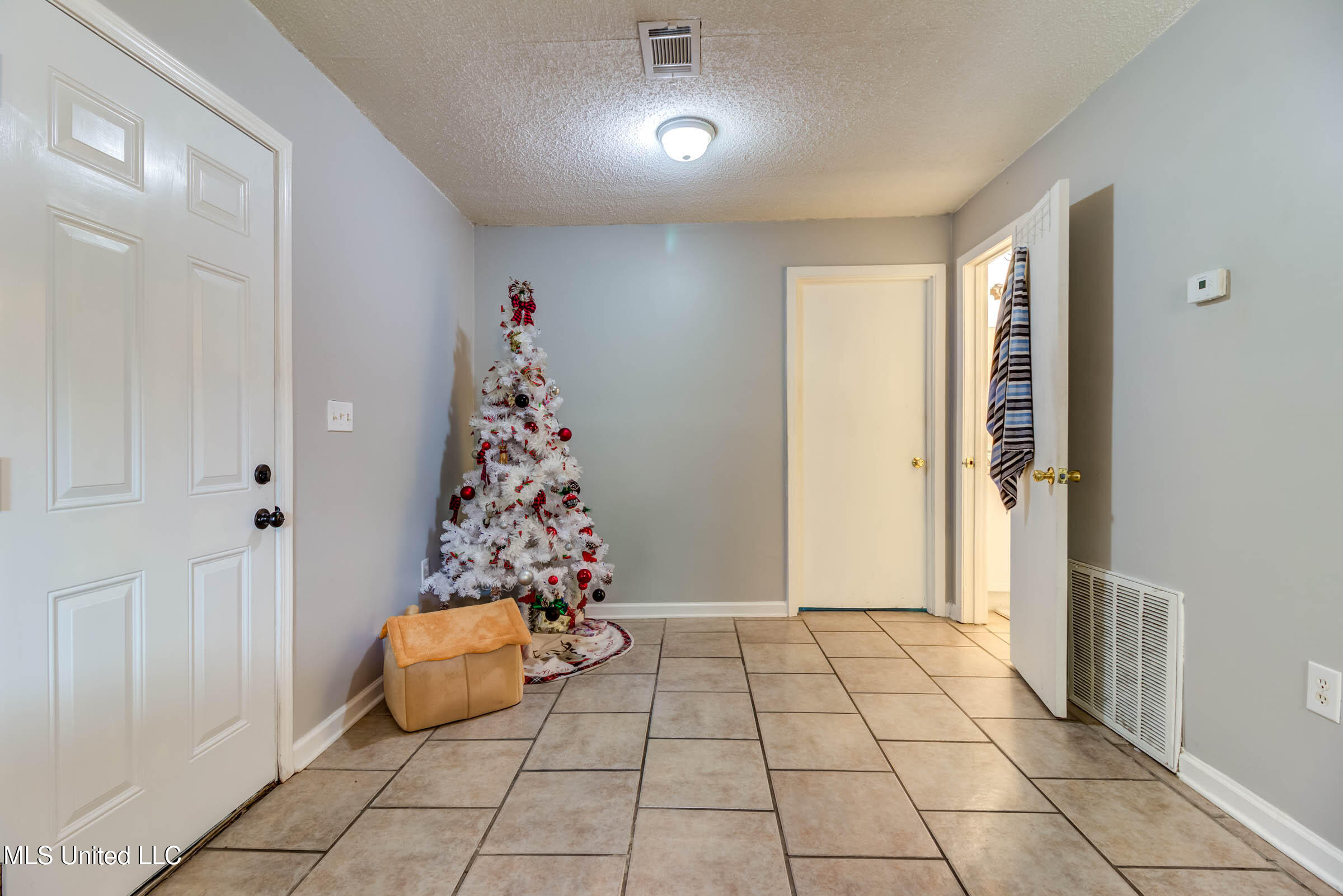 79 Holly Circle Property Photo 36