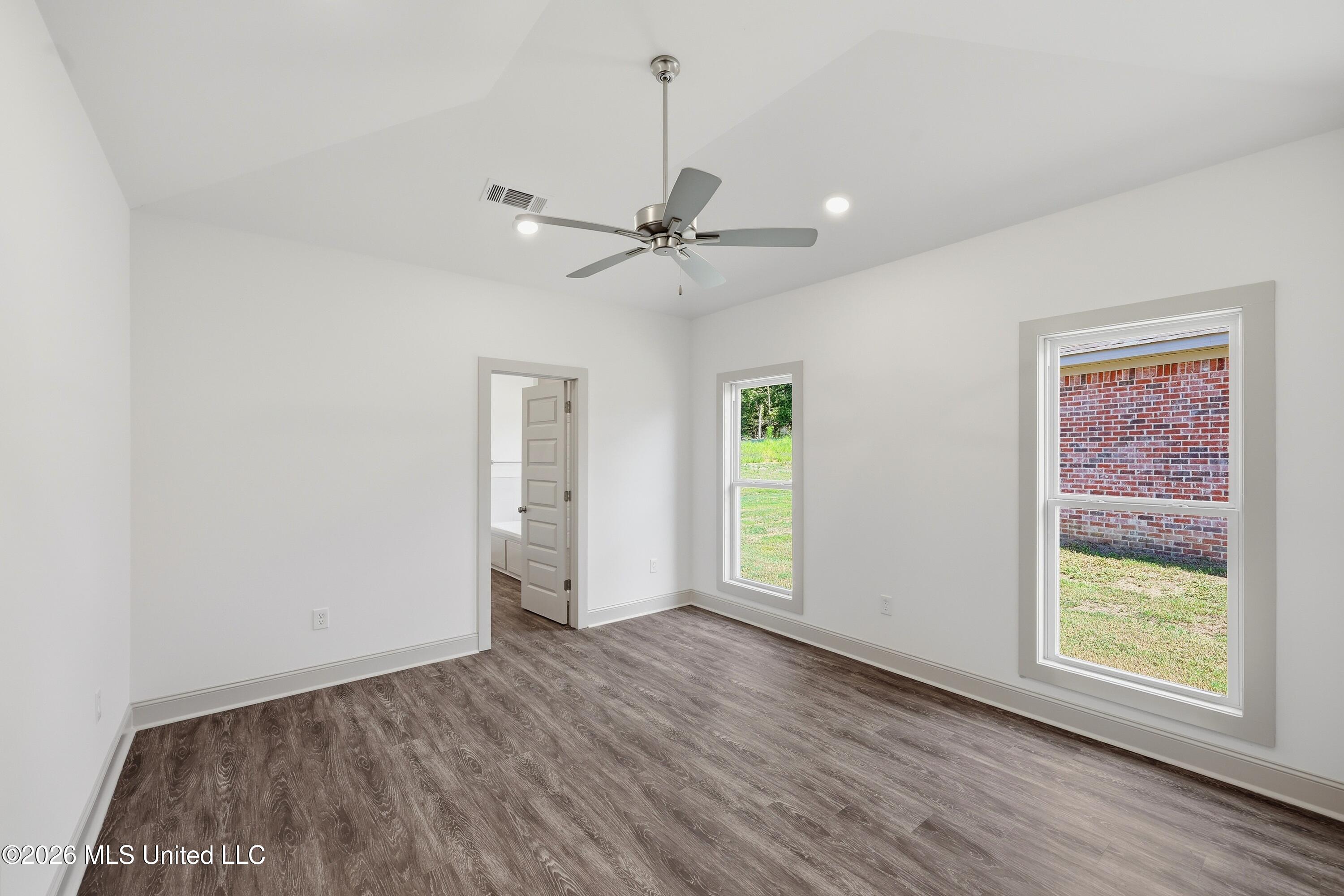 216 Anderson Oaks Drive Property Photo 18