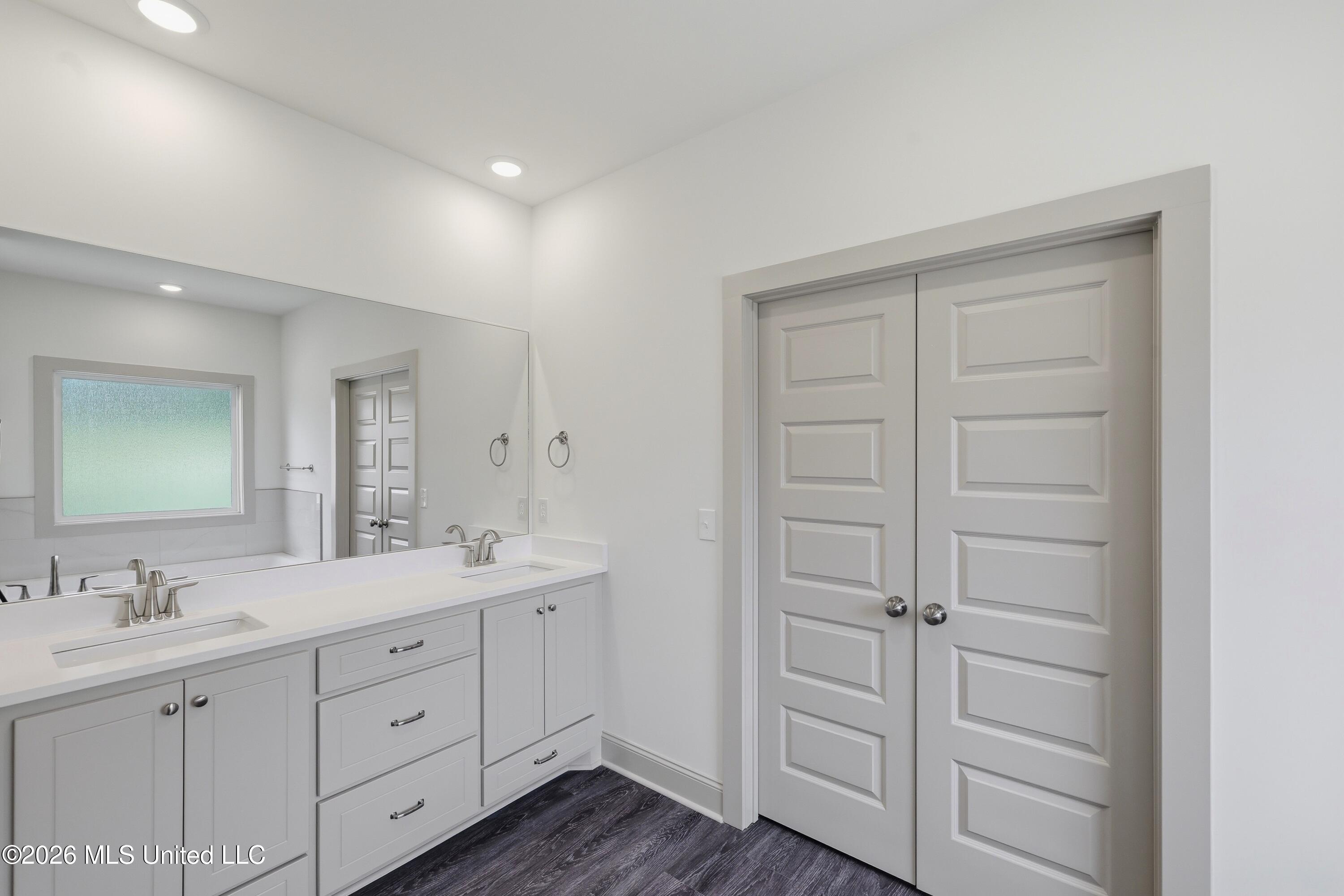 216 Anderson Oaks Drive Property Photo 19