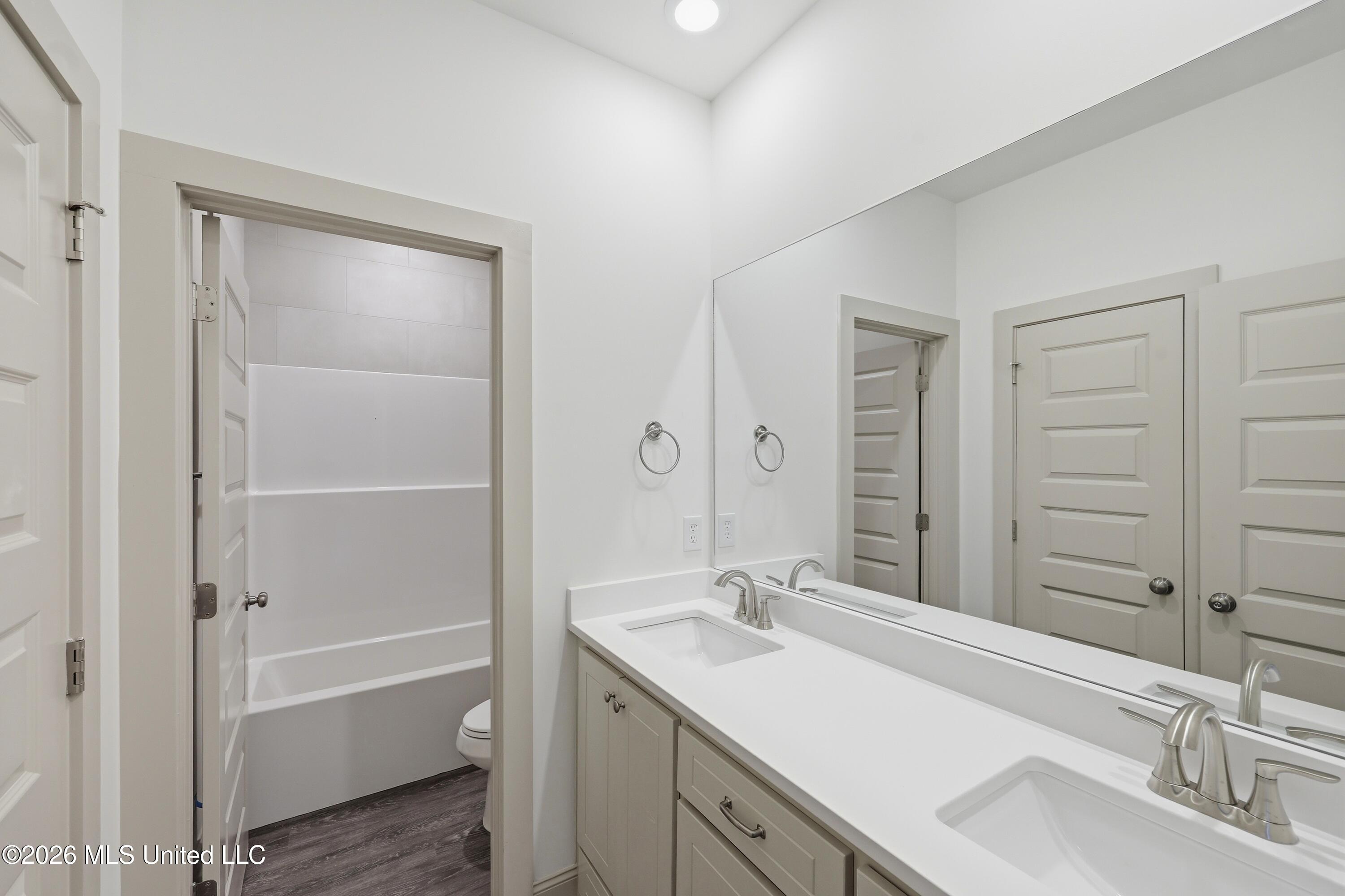 216 Anderson Oaks Drive Property Photo 25