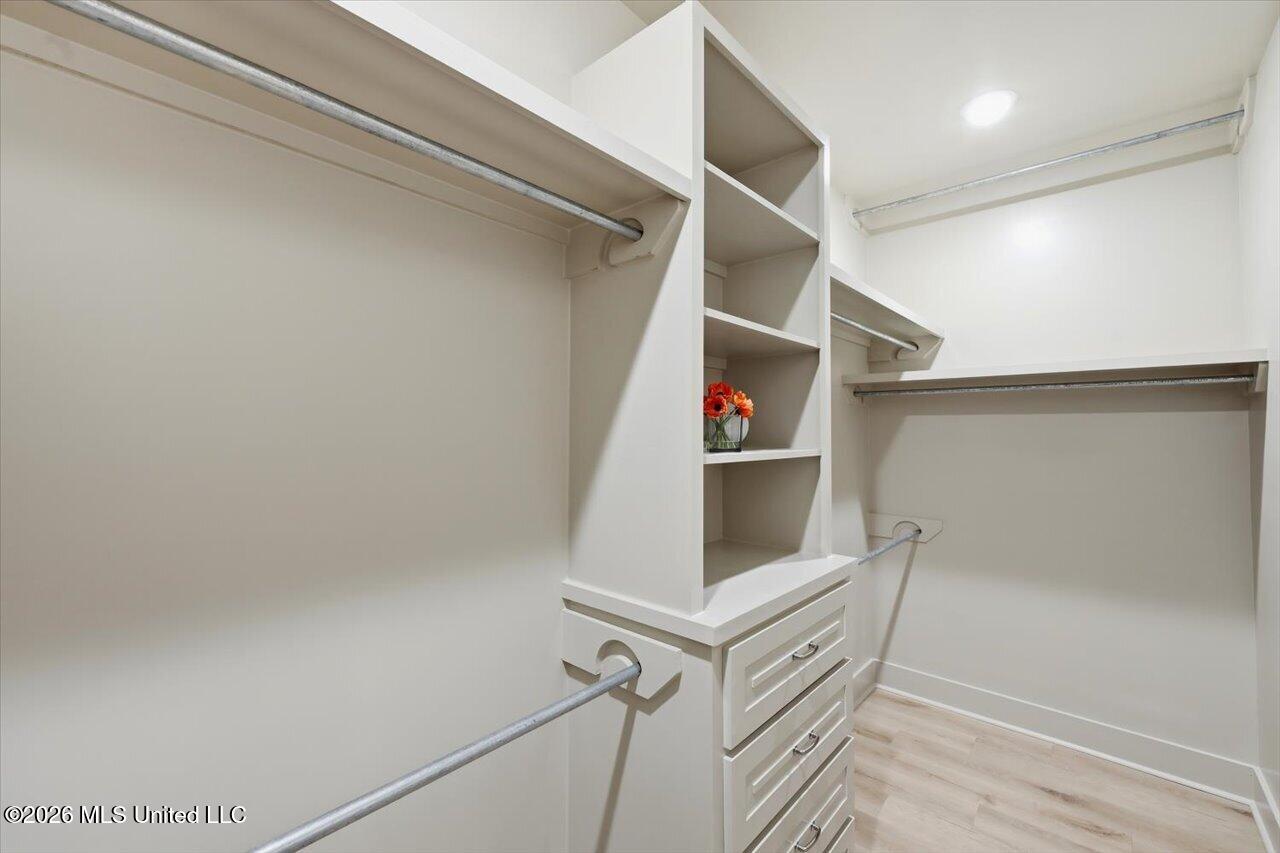 220 New Haven Lane Property Photo 25