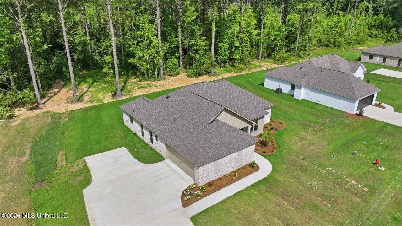 220 New Haven Lane Property Photo 37